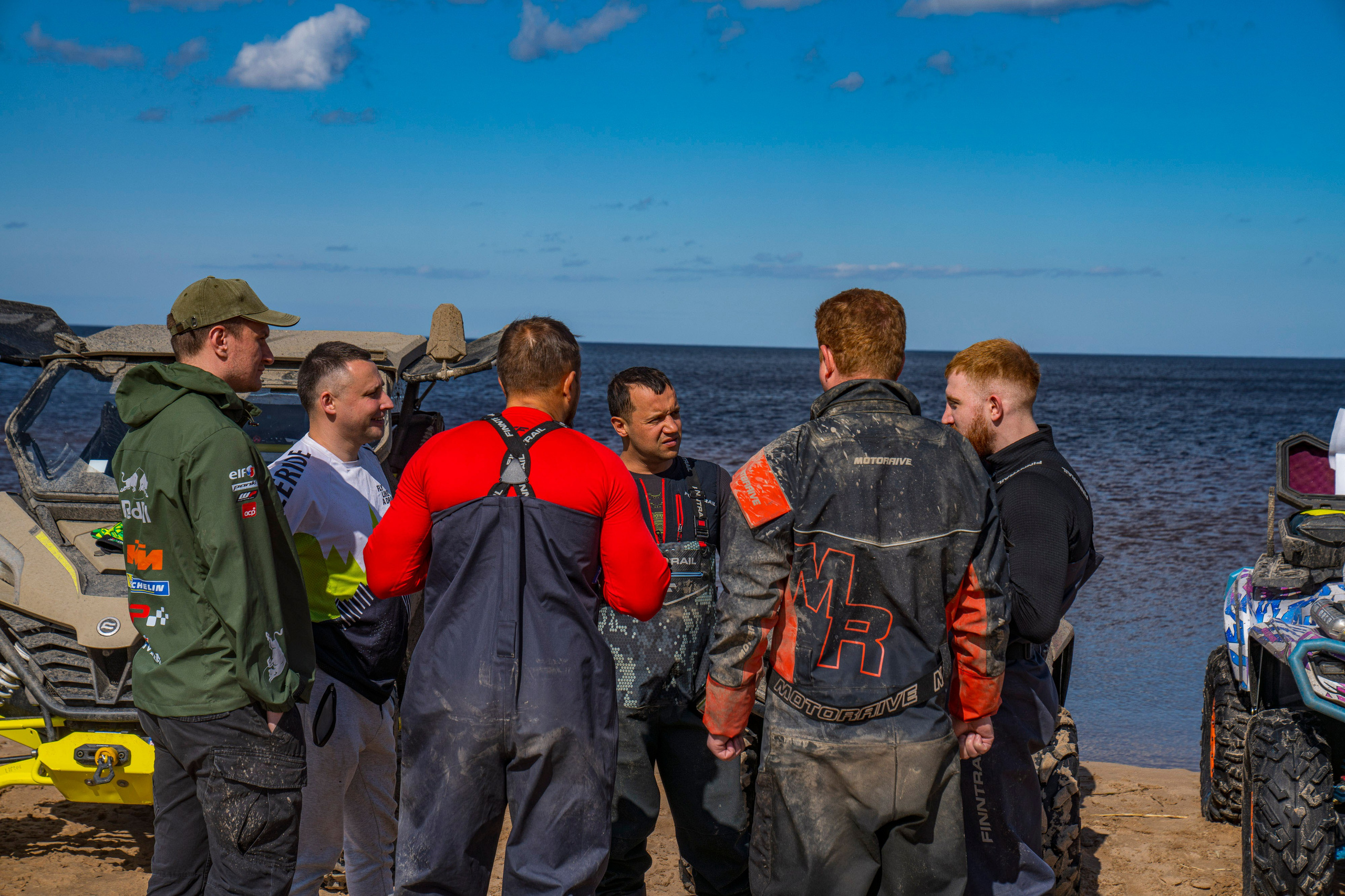 RazVolution. Графический дизайнер Илья Левченко