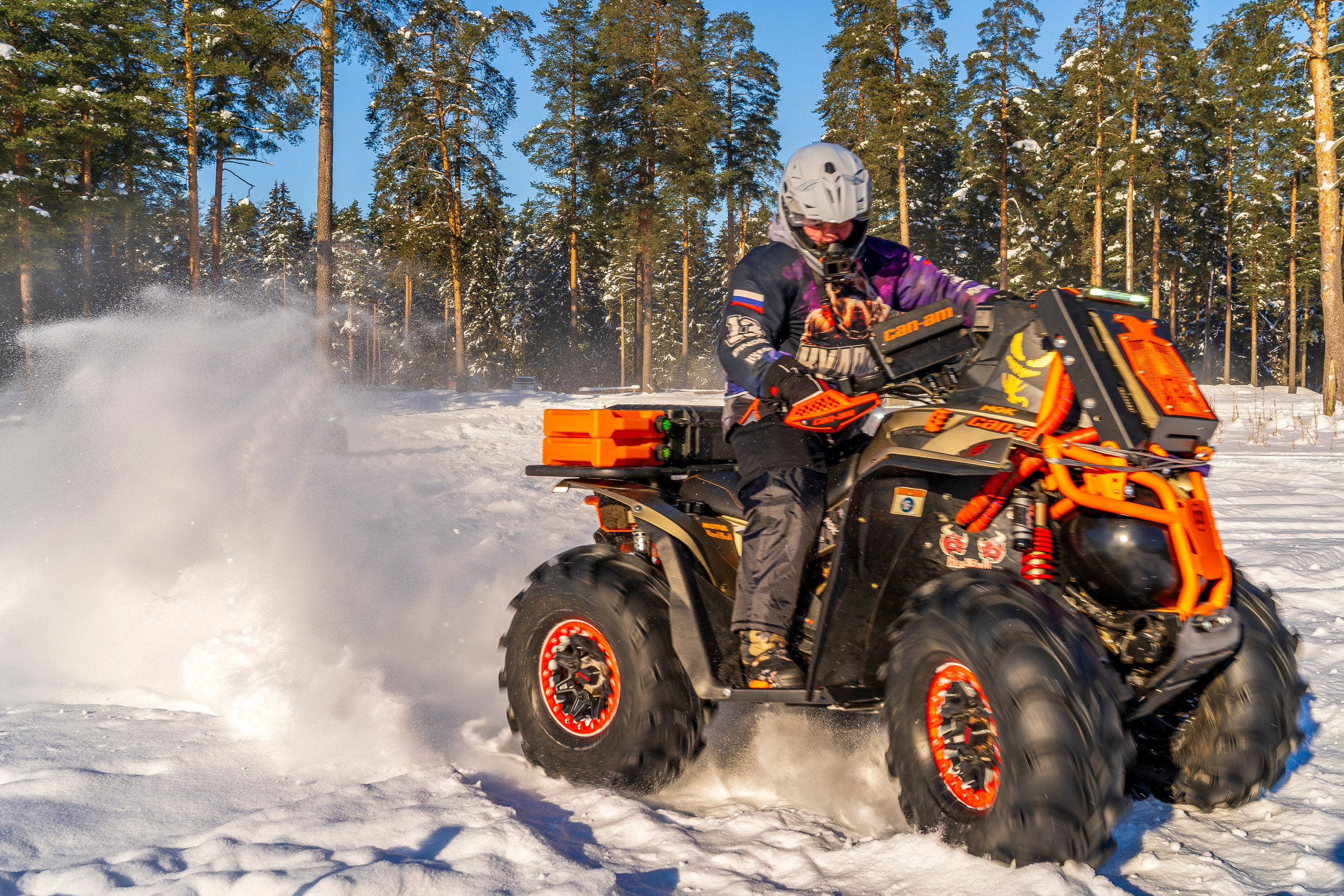 Кудрово ATV. Графический дизайнер Илья Левченко