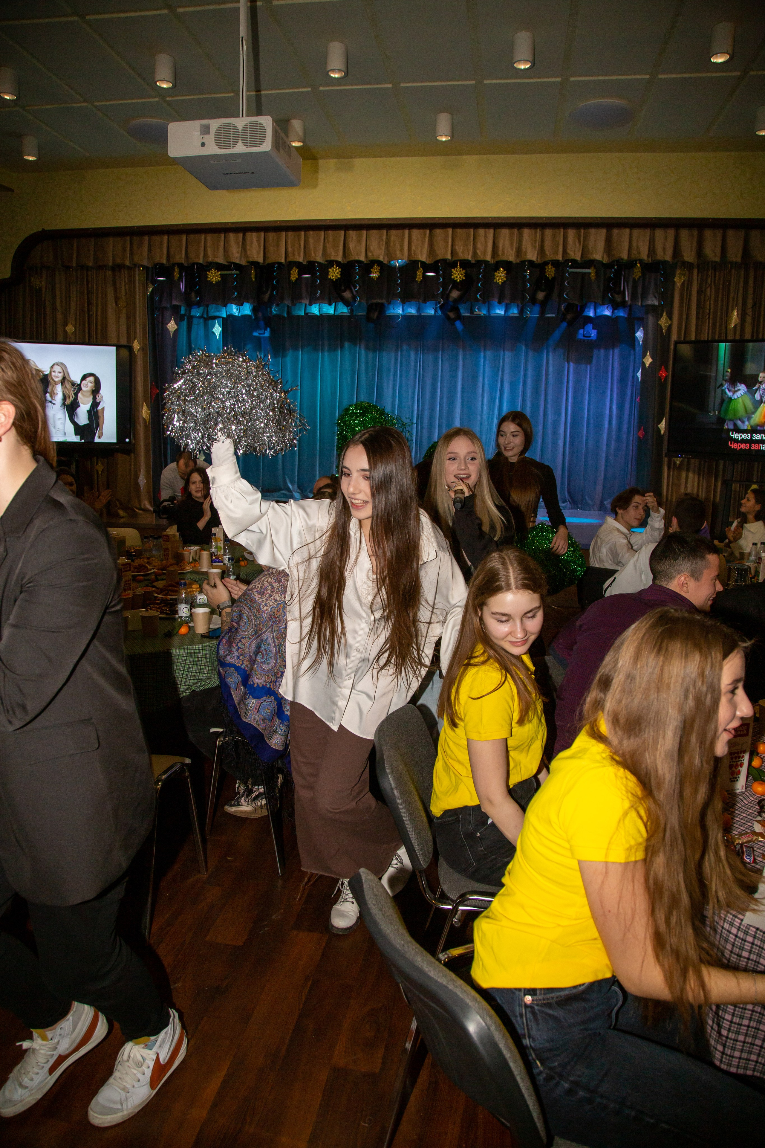 Репортажная съёмка для Домисольки на новый год. «Студия DRONAVT`s» — видеосъёмка и фотография г. Москва