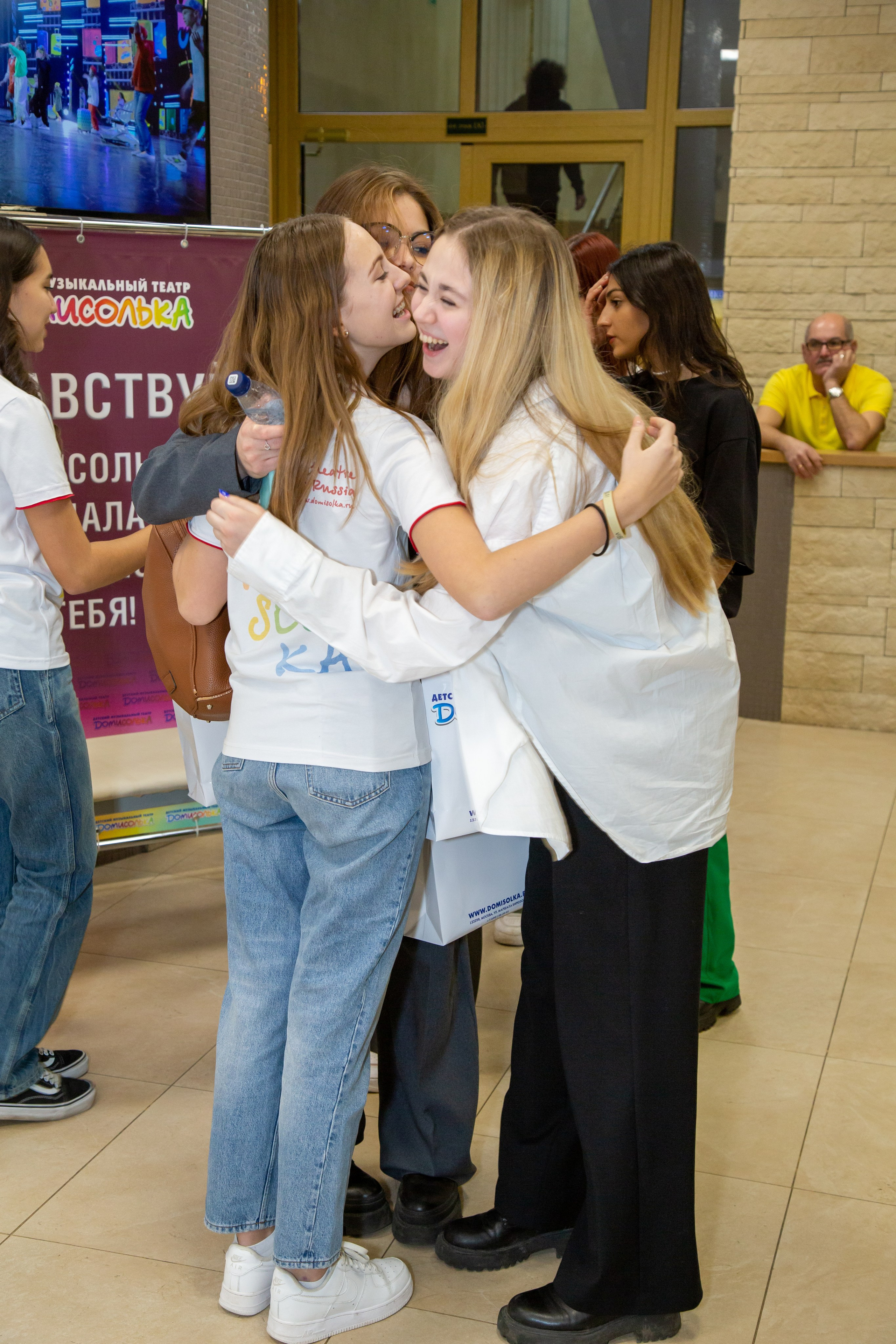 Репортажная съёмка для Домисольки на новый год. «Студия DRONAVT`s» — видеосъёмка и фотография г. Москва