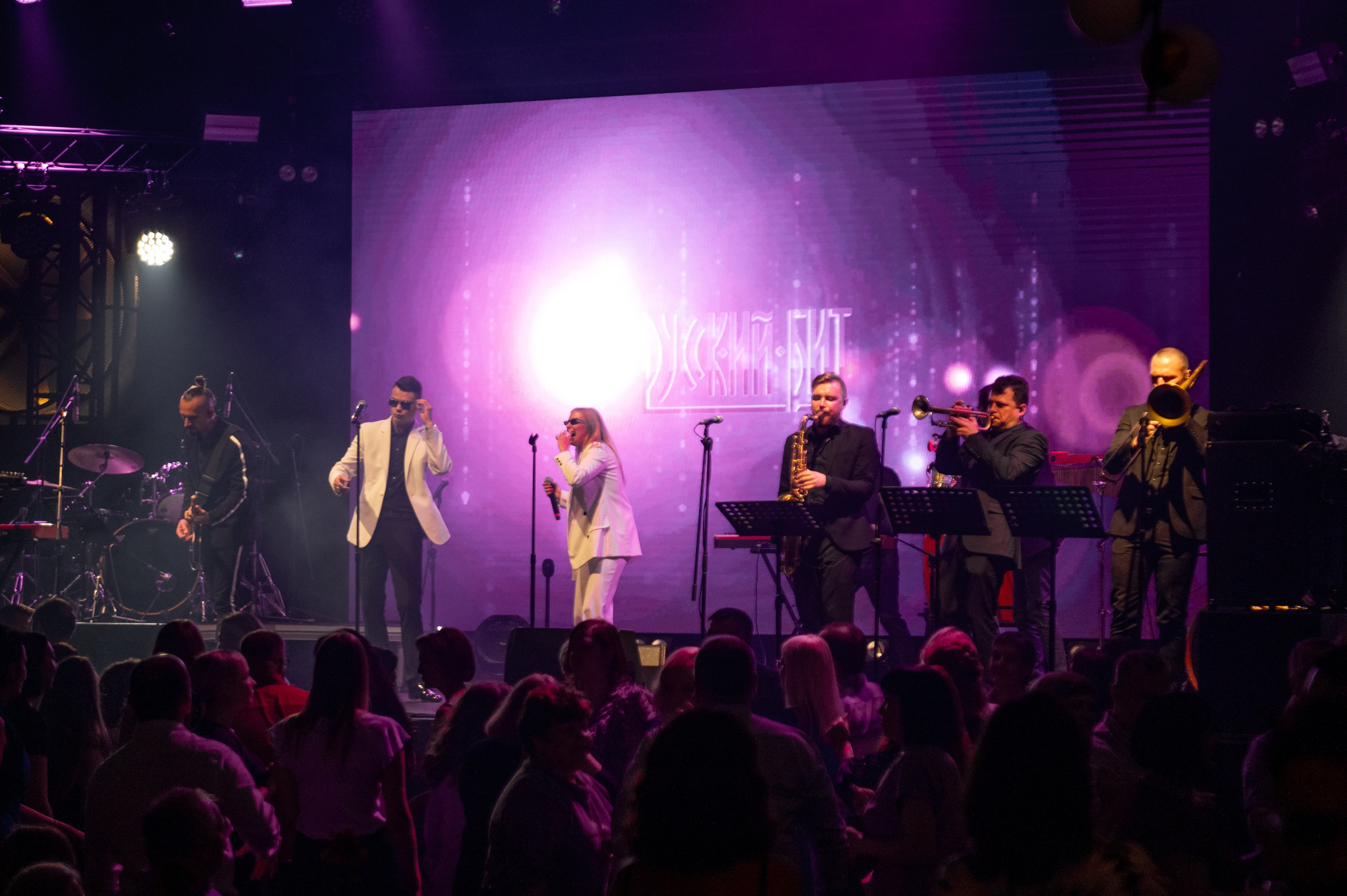 20 лет Дятьково мебель. Свадебный, семейный и репортажный фотограф. Брянск. Эльвира Голенкова