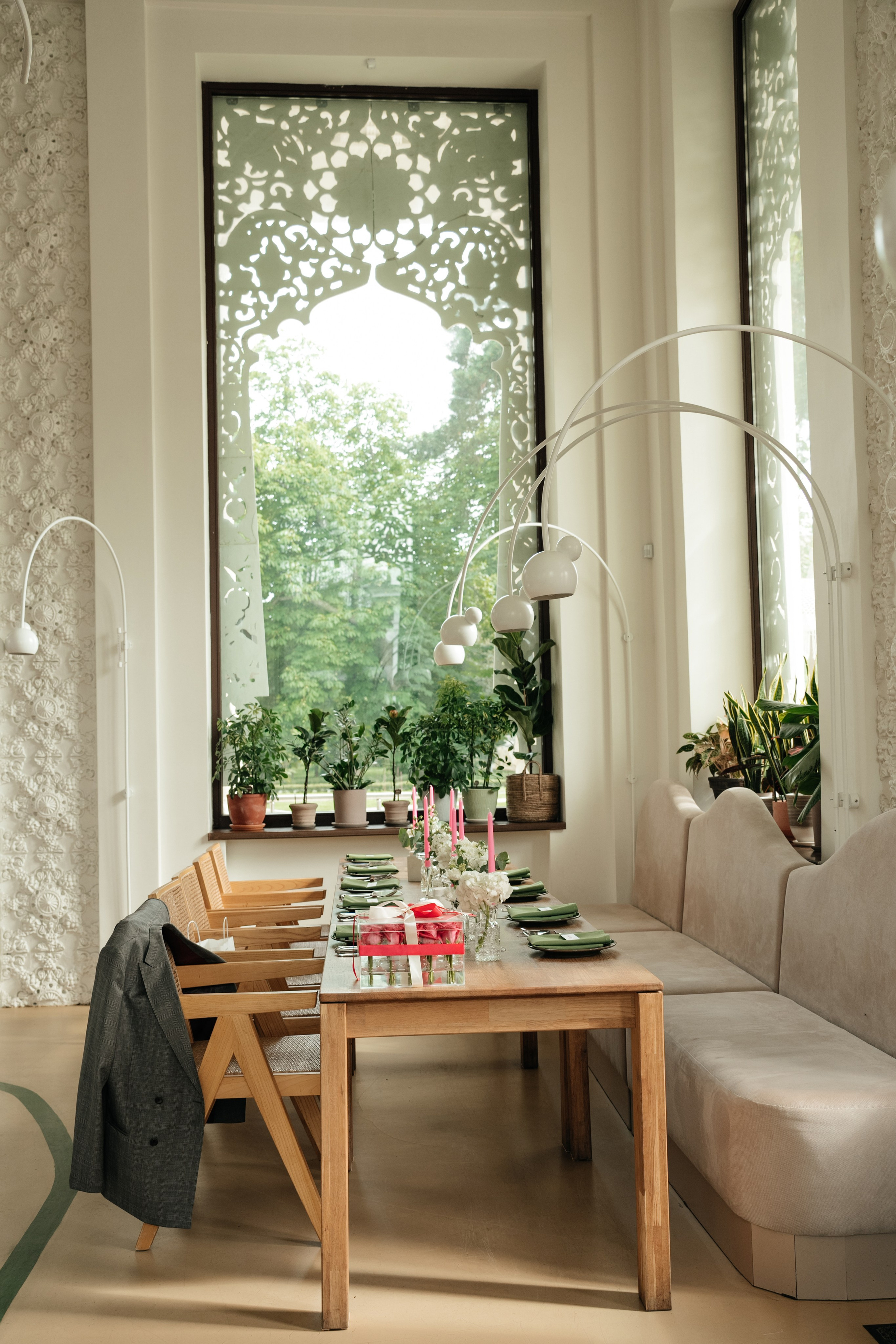 Ресторан Домик в саду, ВДНХ. Свадебный фотограф Москва Александра Аверкова