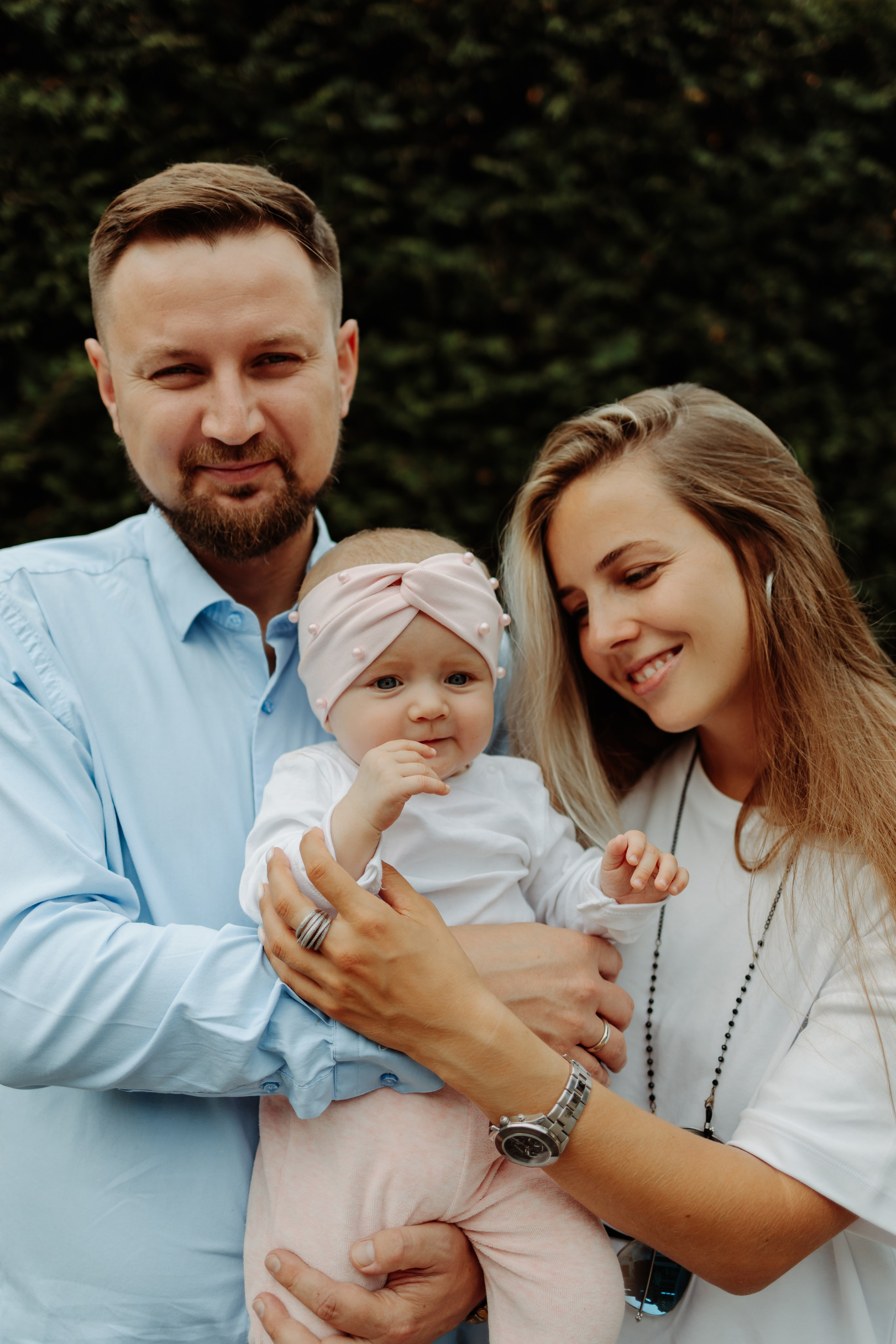 Таня, Илья и Алёна. Главная