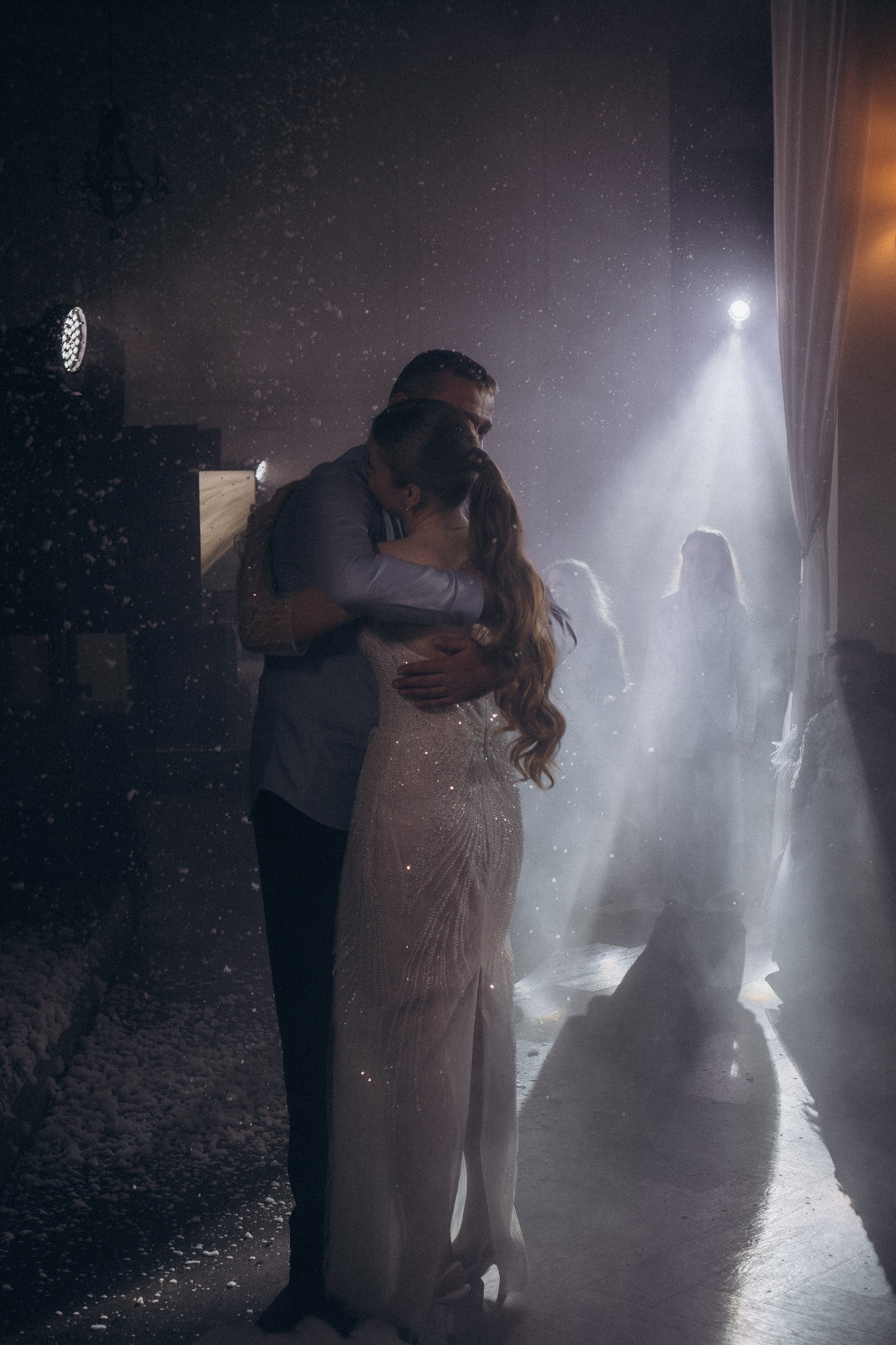 ТАНЕЦ С ПАПОЙ СВАДЕБНМ БАНКЕТЕ (СНЯТО В СИБИРЕ В НИЖНЕВАРТОВСКЕ). Профессиональный фотограф, Санкт-Петербург — Виктория Богомолова