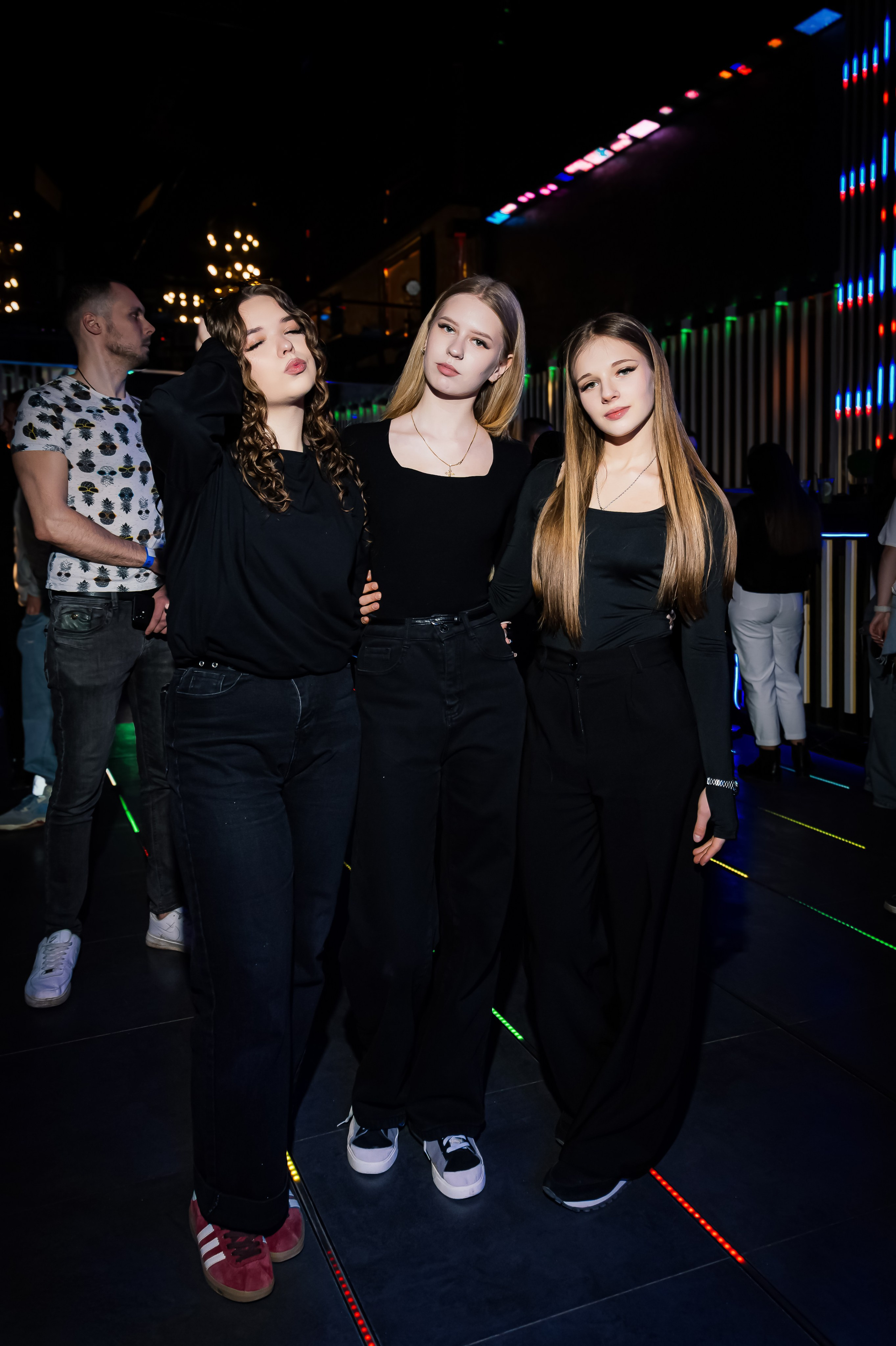 FreeZone night Club. Ларина Иванна фотограф в Донецке