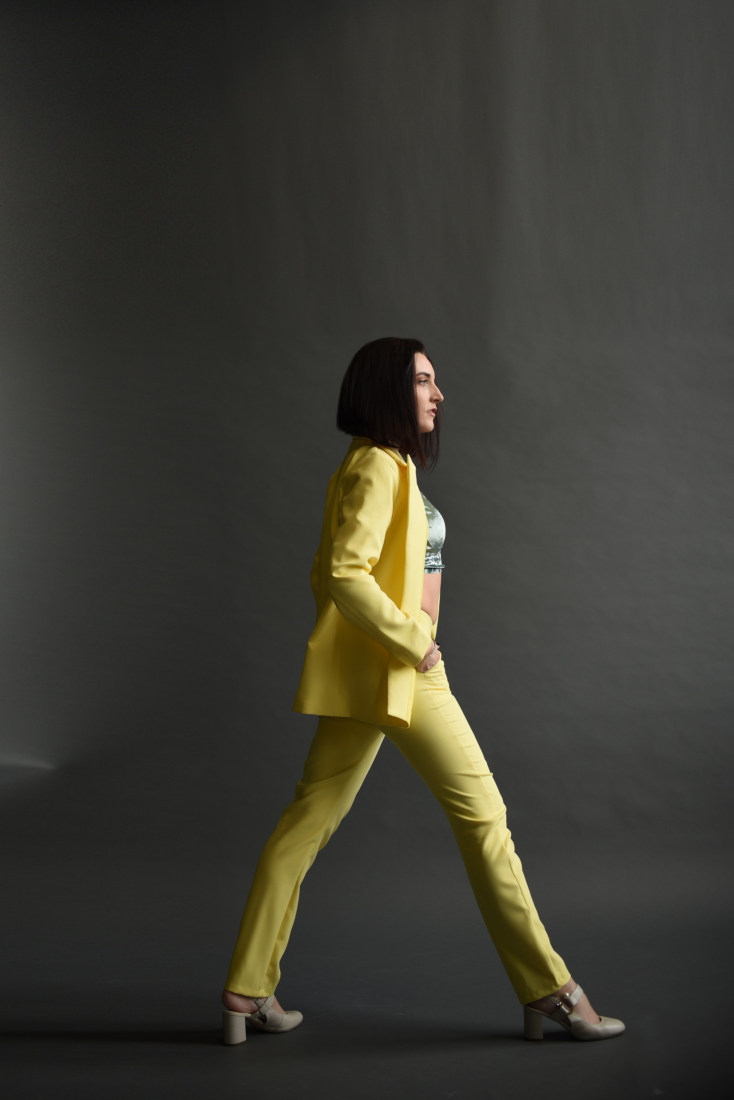 Индивидуальная студийная. Свадебный, семейный, детский, контент фотограф в Омске Максим Ильин