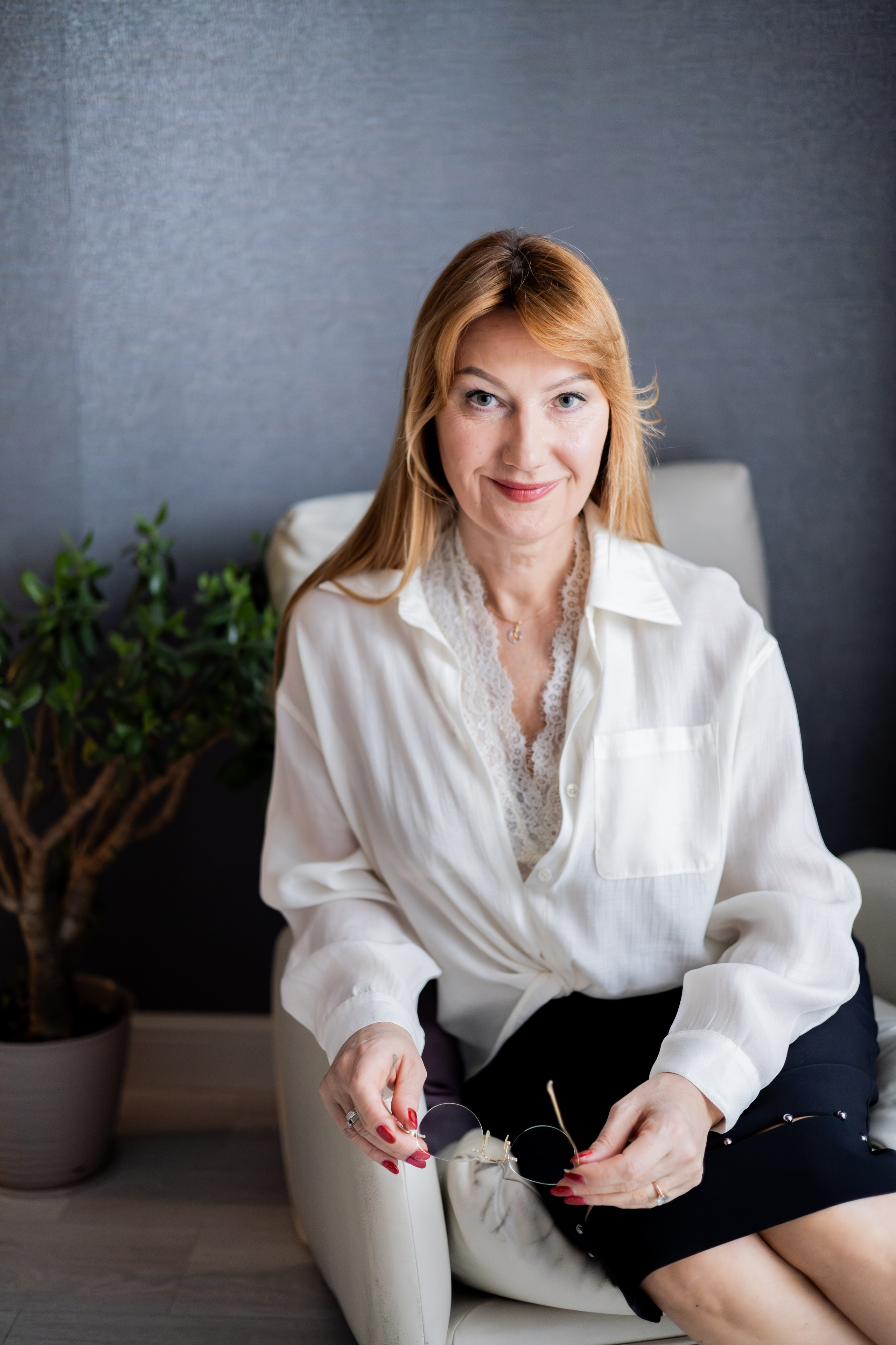 Индивид — Светлана / Специалист по недвижимости. Свадебный и семейный фотограф в Санкт-Петербурге Макеева Наталья