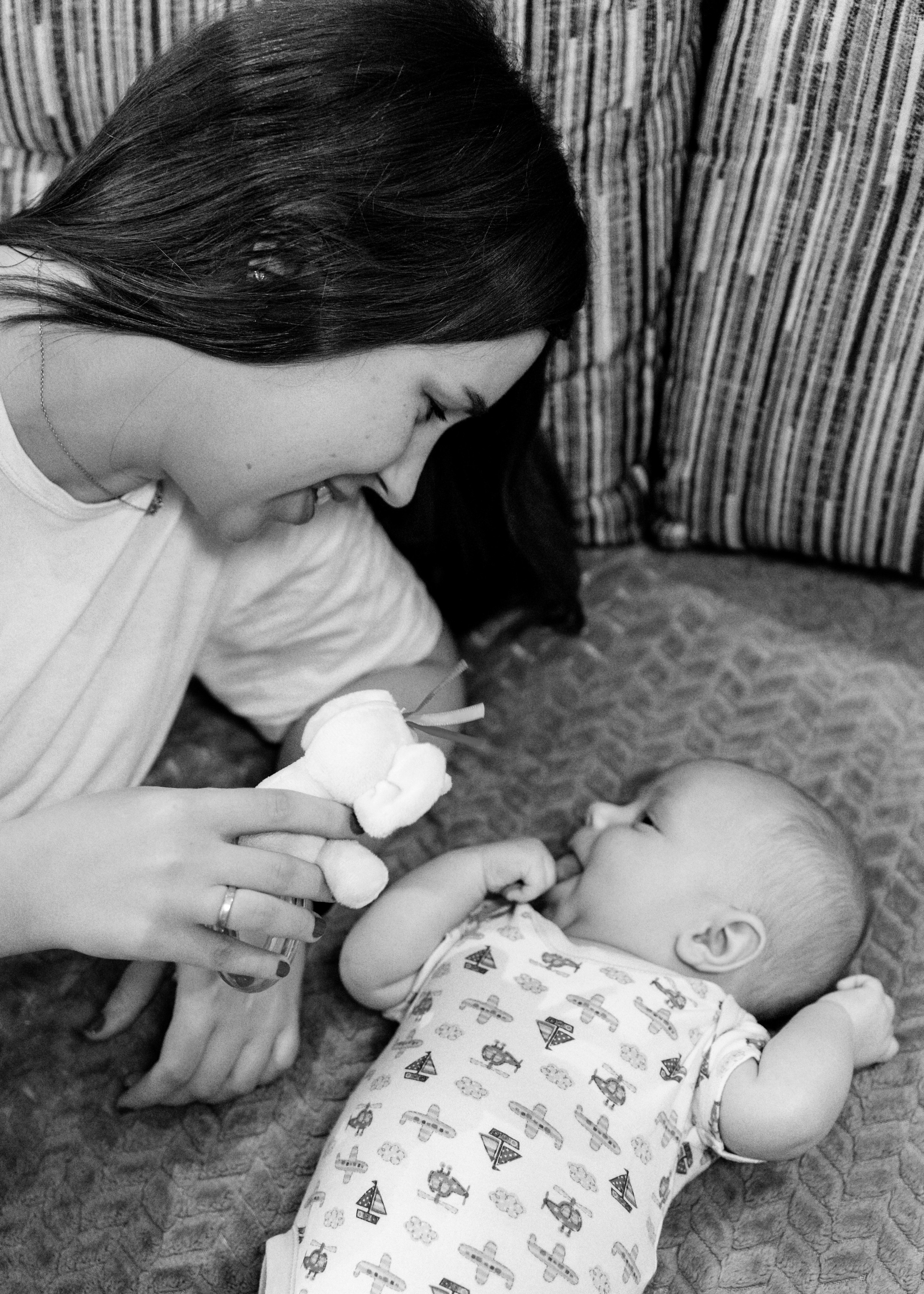 Оля и Ромка (домашняя фотосессия). Ваш семейный фотограф в Минске — Вика Трегубова