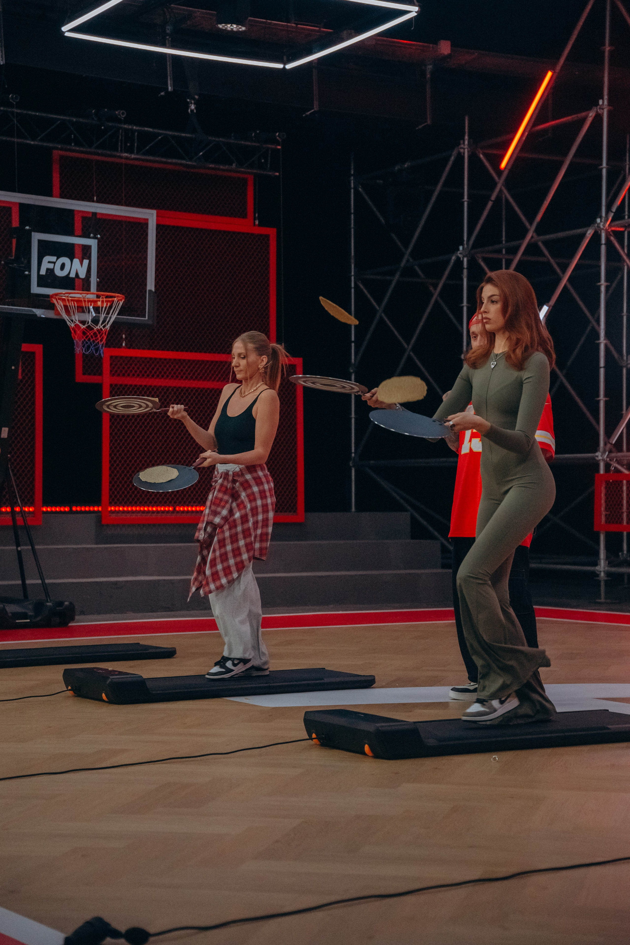 Зацени Игру. Олег Левин — профессиональный концертный и бэкстейдж фотограф в Москве