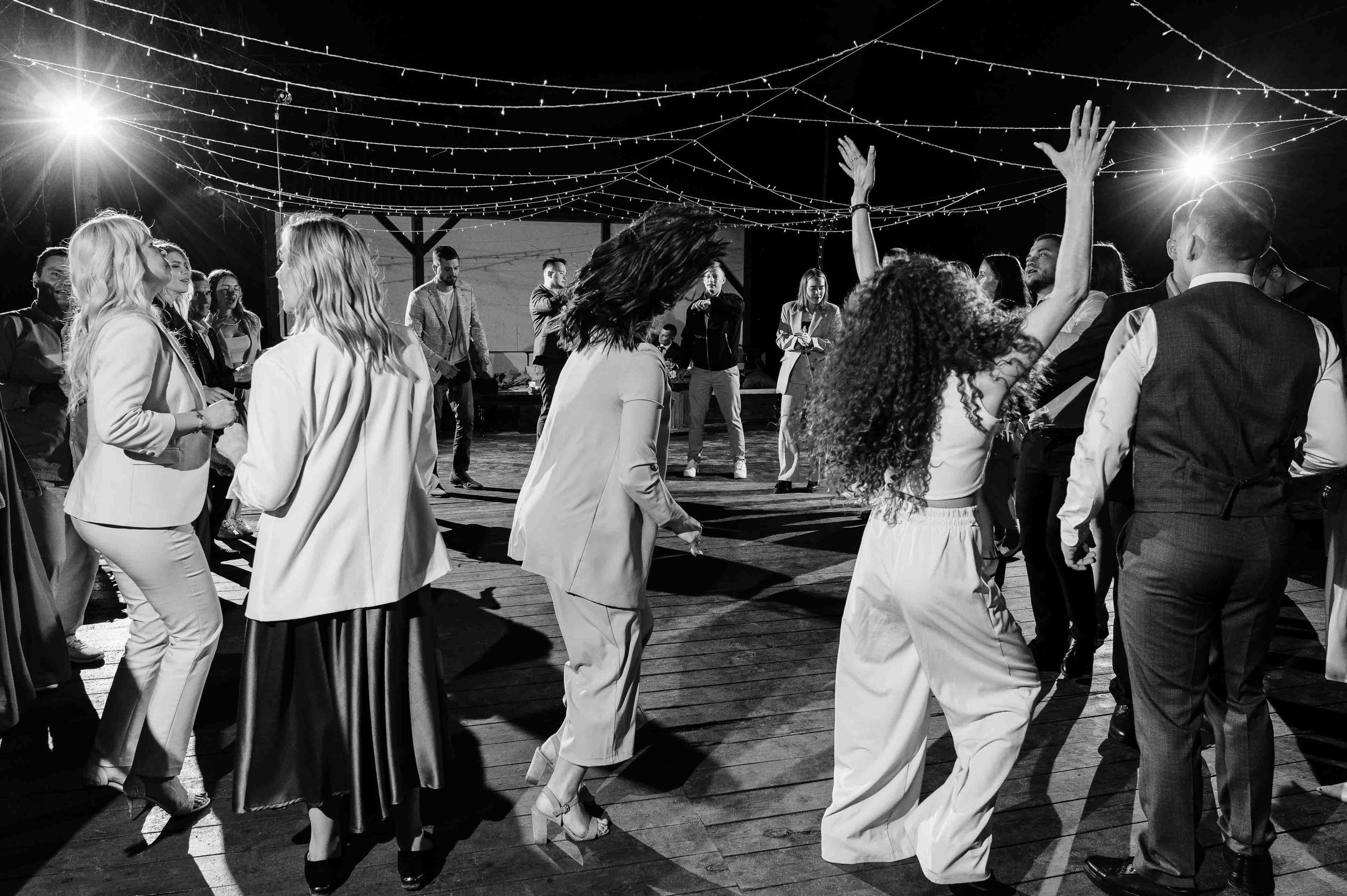 Свадебная фотосессия и прогулка на свежем воздухе. Свадебный и семейный фотограф в Котласе Никита Попов