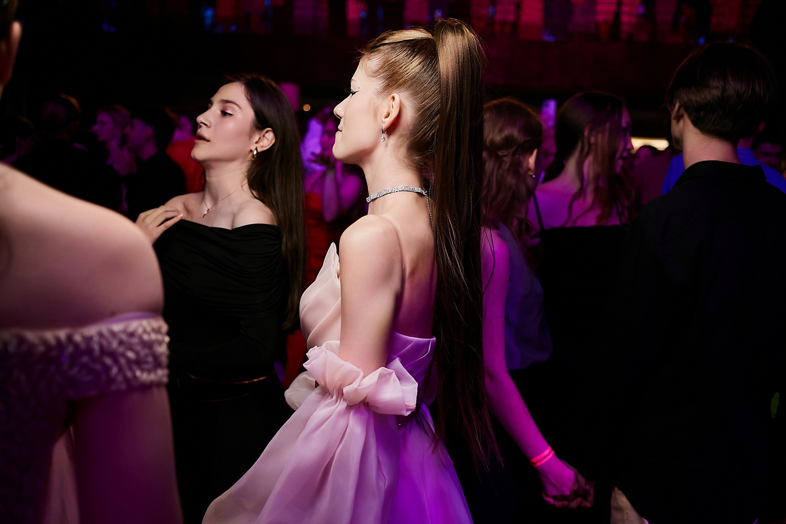 Выпускной 2024 концертный зал Академия ВТБ. Фотограф и Видеограф в Москве. Олег Корушев