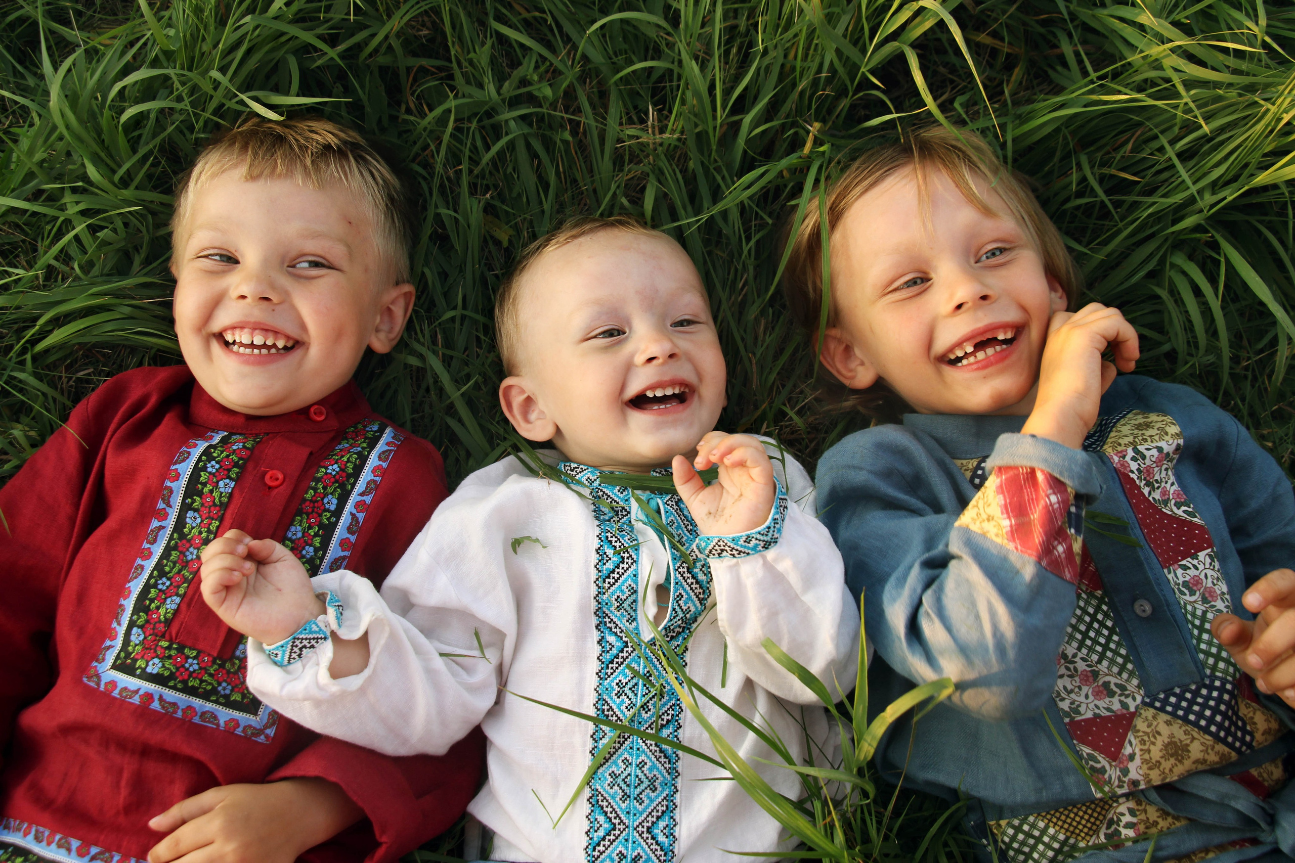 На стоге сена. Фотограф в Москве Юлия Карпова
