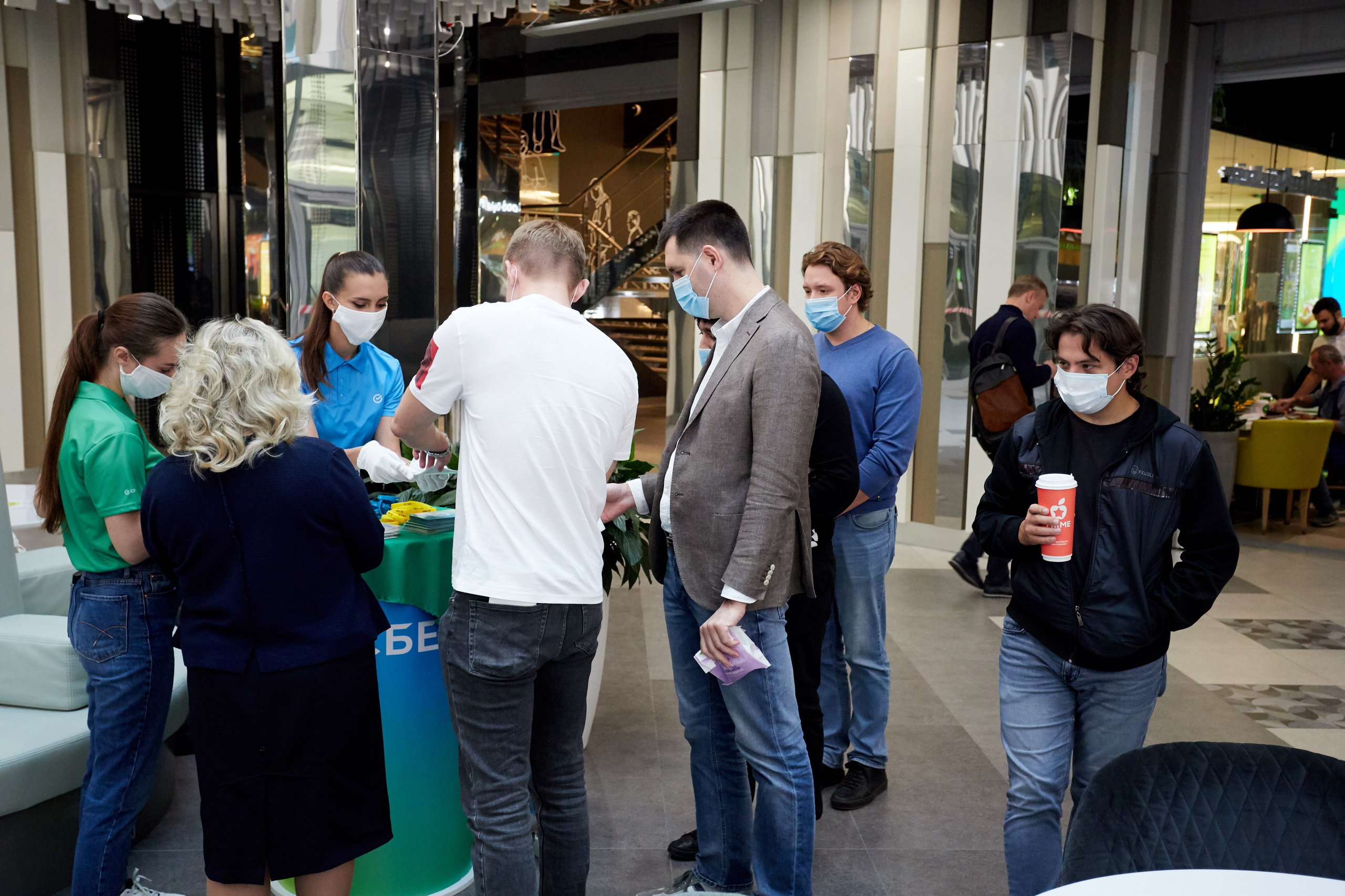 Сбербанк (акция). Репортажный Фотограф