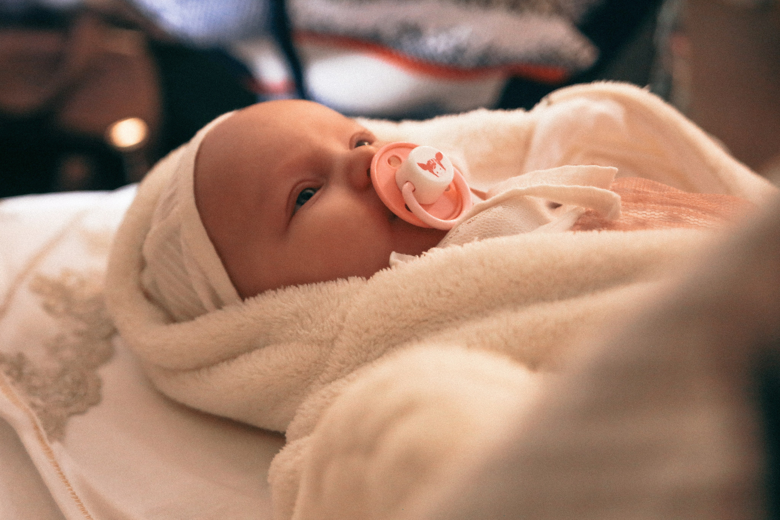 Крещение Софии. Храм Корсунской Иконы Божией Матери. Антонина Морозова, профессиональный семейный фотограф видеограф