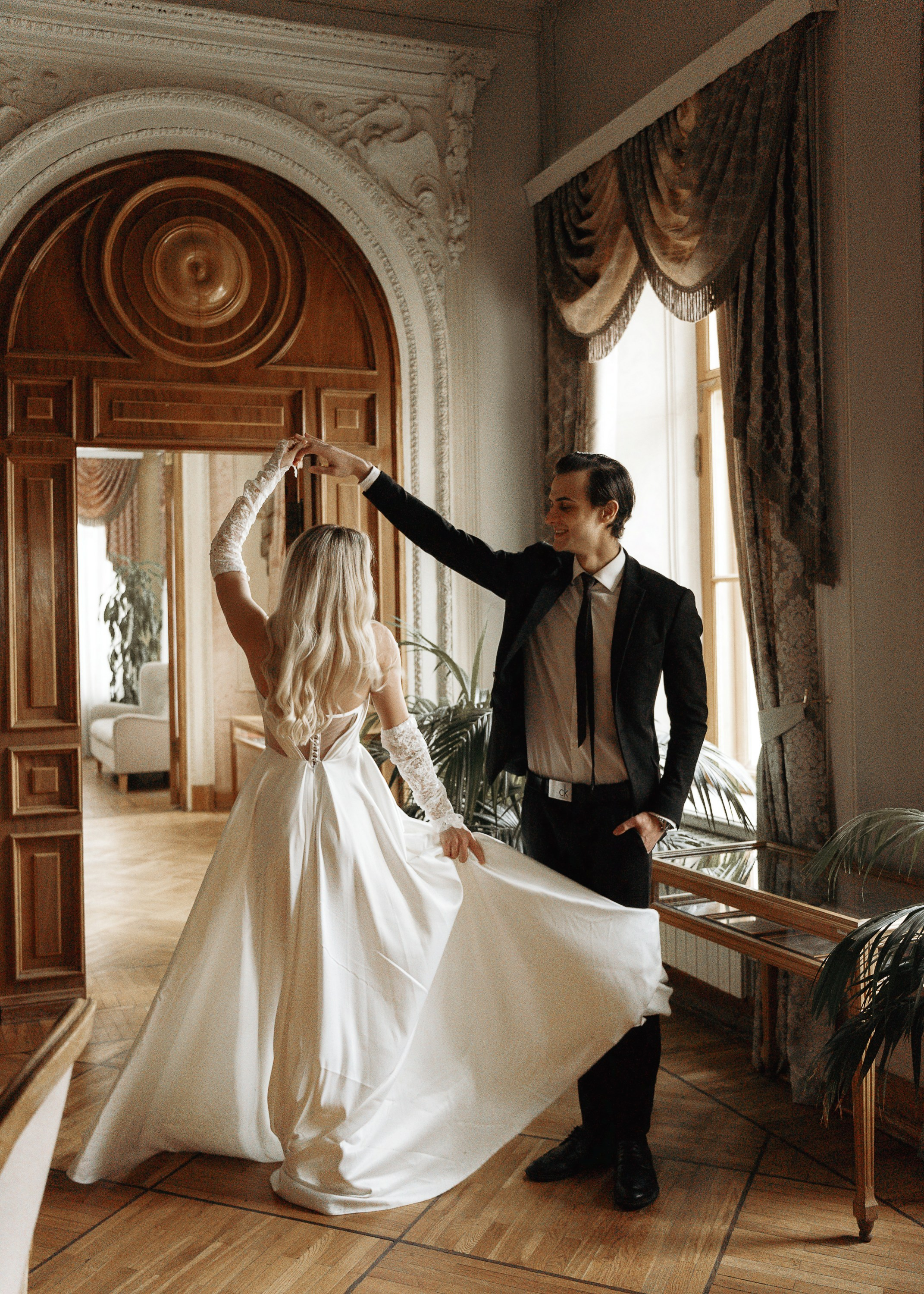 ПУШКИНСКАЯ БИБЛИОТЕКА. Женский портрет