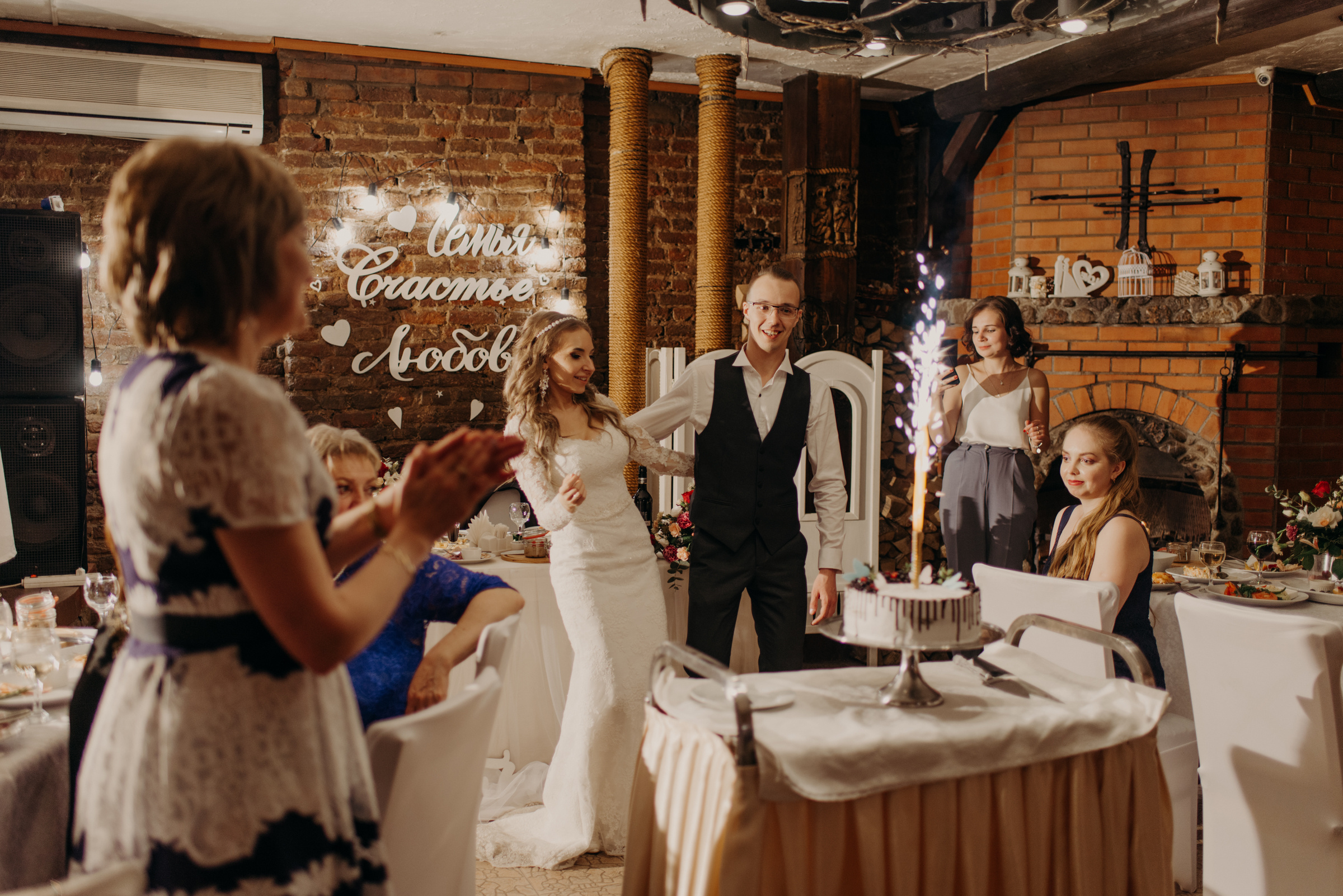 Небольшая семейная свадьба Валерии и Никиты. Свадебный фотограф в Санкт-Петербурге Венера Ахметова