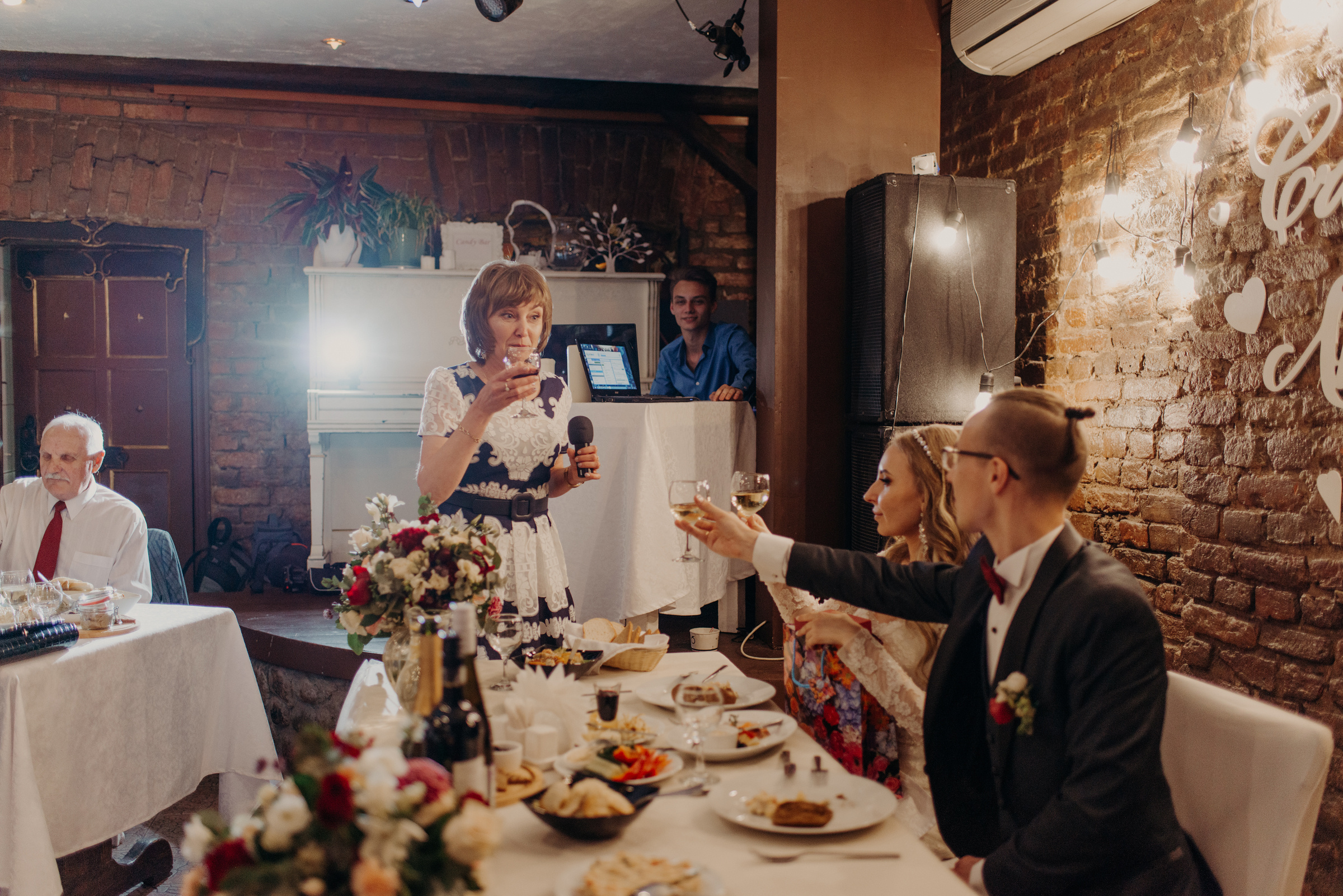 Небольшая семейная свадьба Валерии и Никиты. Свадебный фотограф в Санкт-Петербурге Венера Ахметова