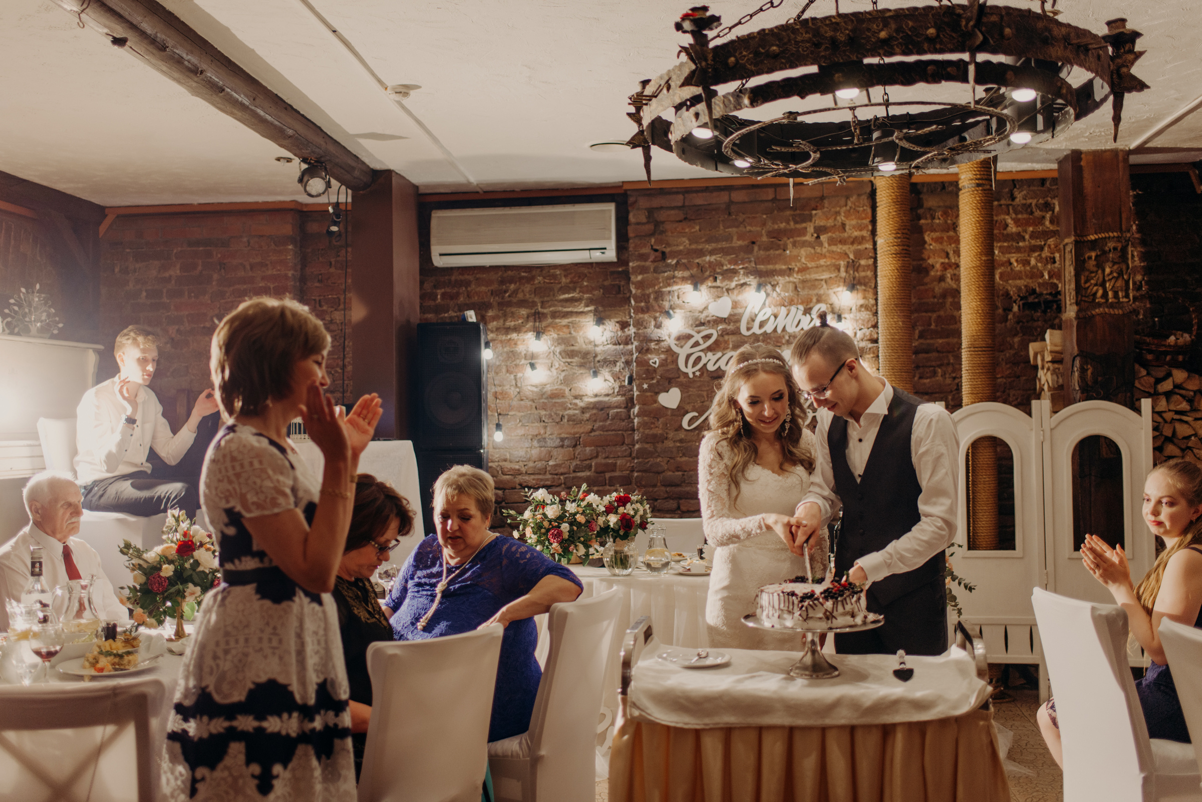 Небольшая семейная свадьба Валерии и Никиты. Свадебный фотограф в Санкт-Петербурге Венера Ахметова