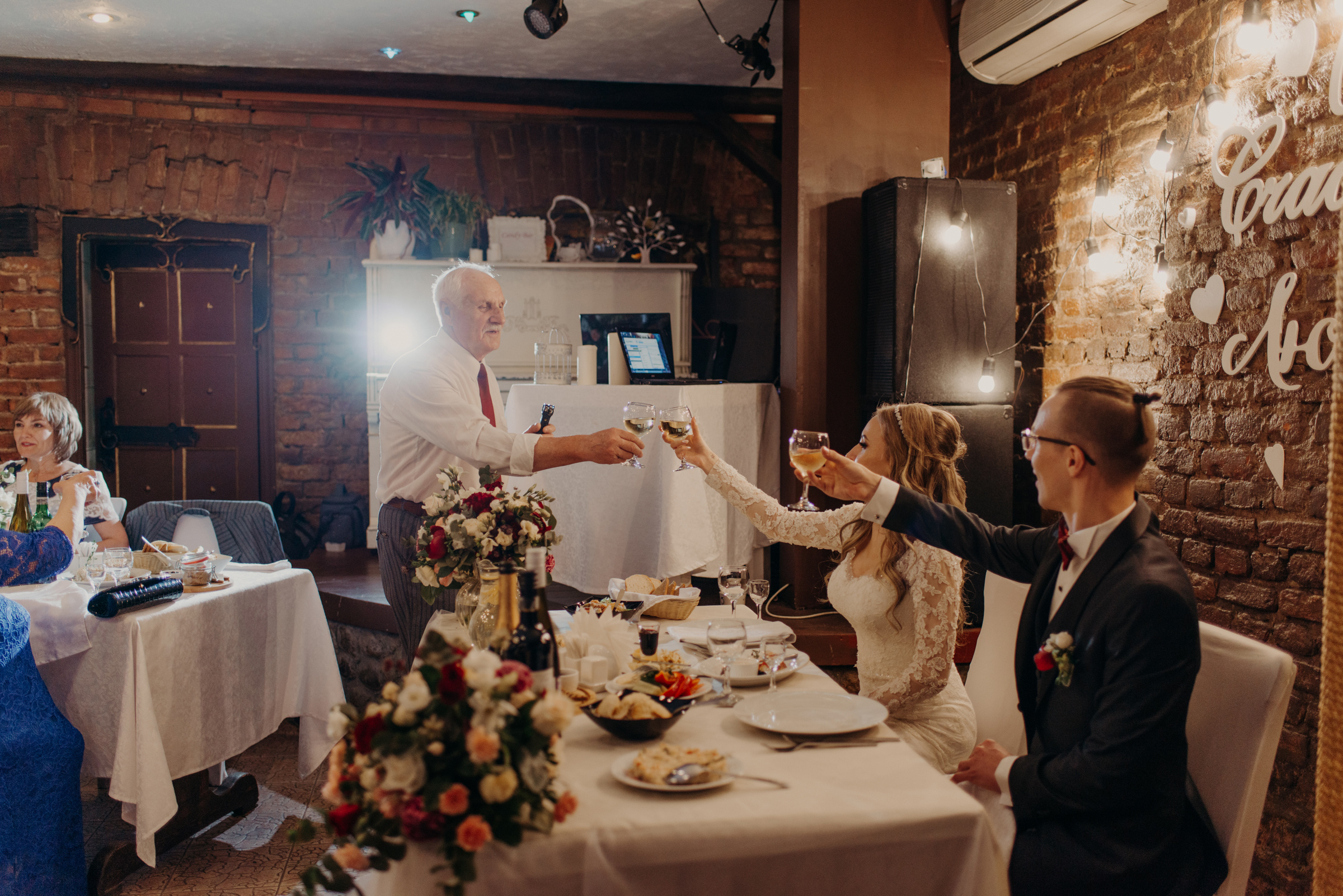 Небольшая семейная свадьба Валерии и Никиты. Свадебный фотограф в Санкт-Петербурге Венера Ахметова