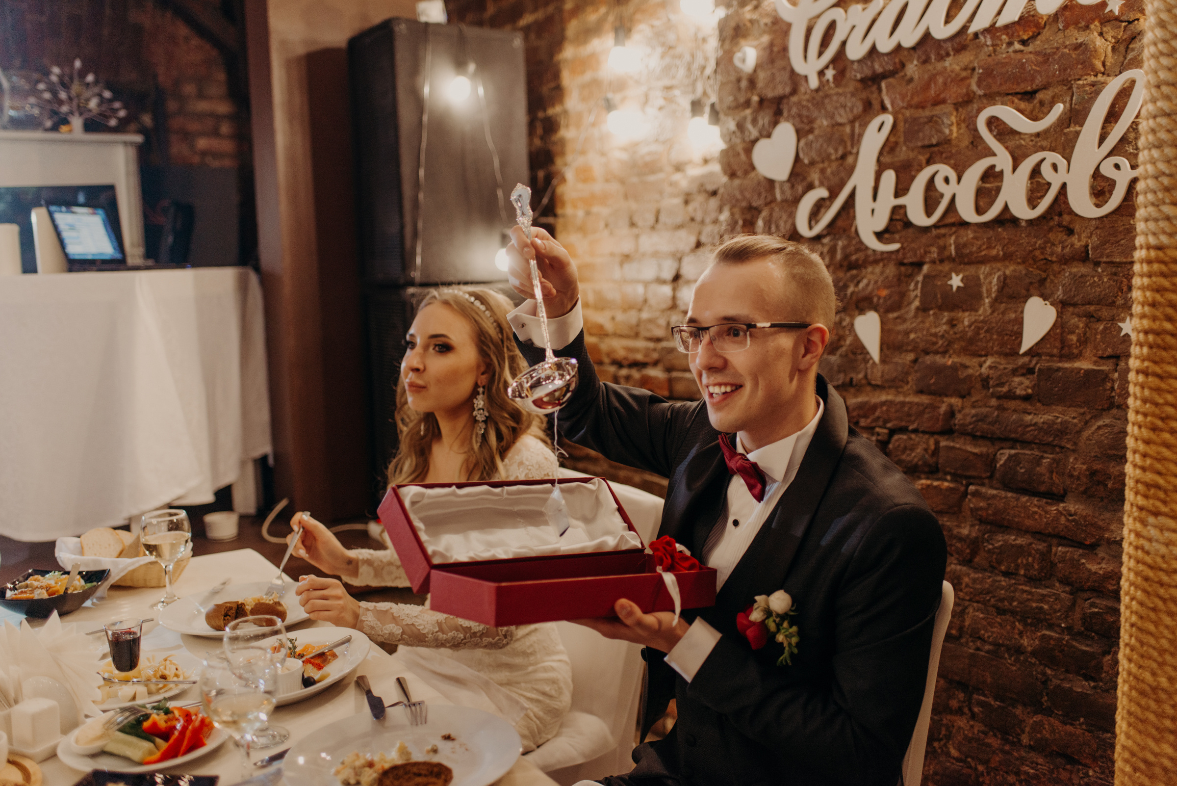 Небольшая семейная свадьба Валерии и Никиты. Свадебный фотограф в Санкт-Петербурге Венера Ахметова