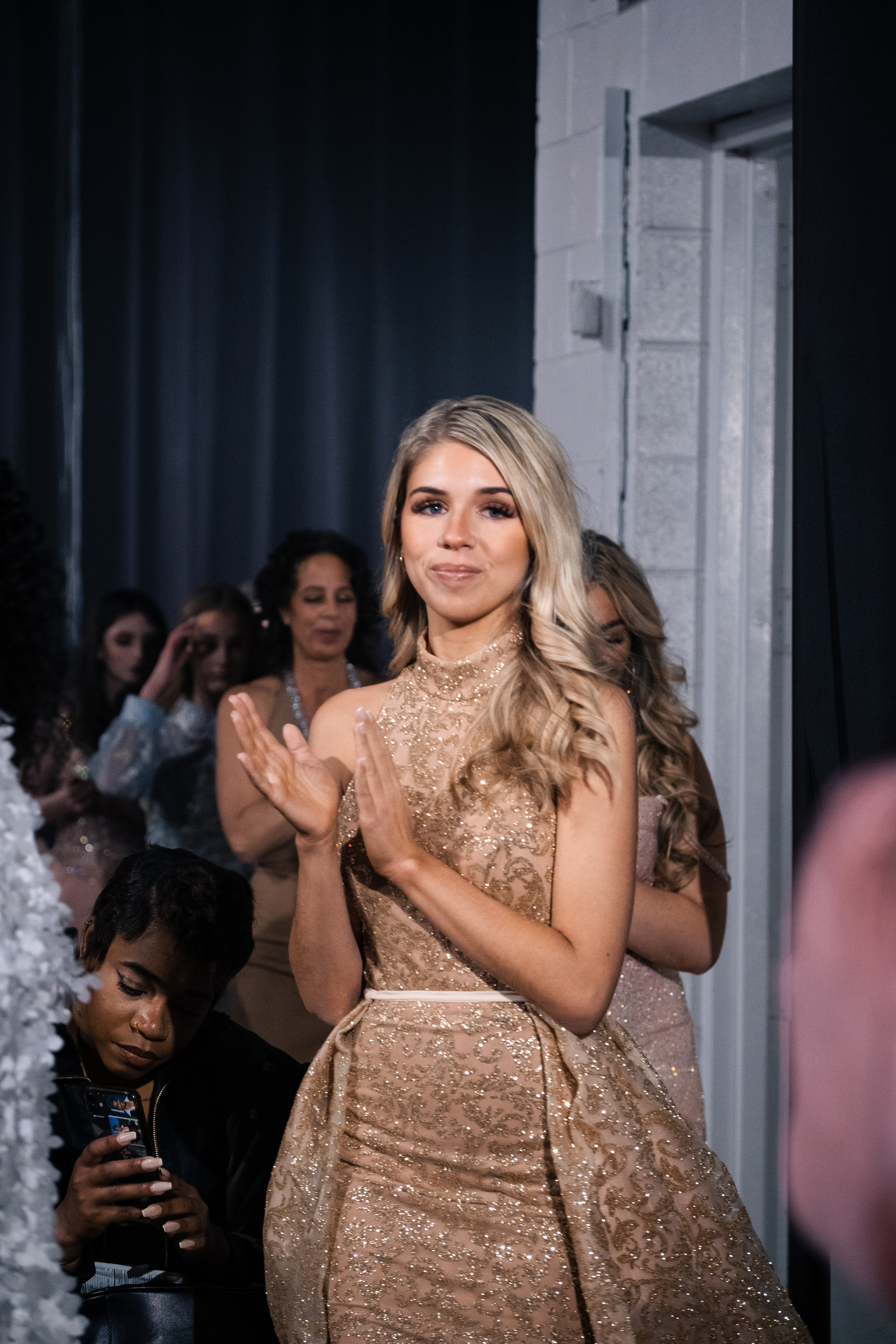 NEW YORK FASHION WEEK. ANNA SHORT | Photographer