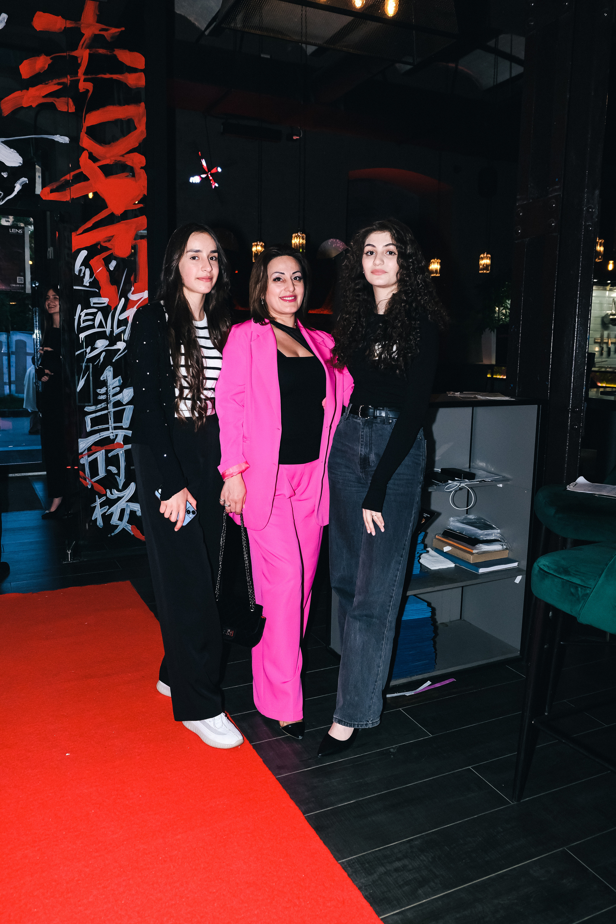 L’ILONA charity. ANNA SHORT | Photographer