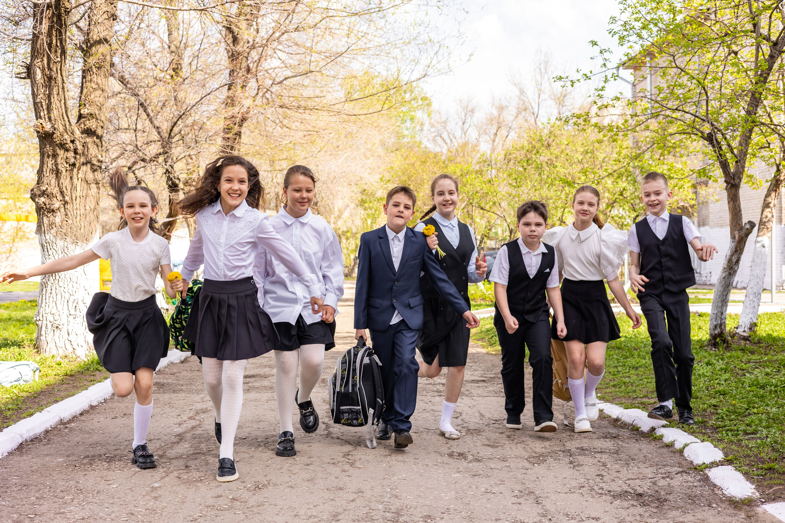 Начальная школа на природе образы. Выпускные альбомы в г. Самара, Самарская область