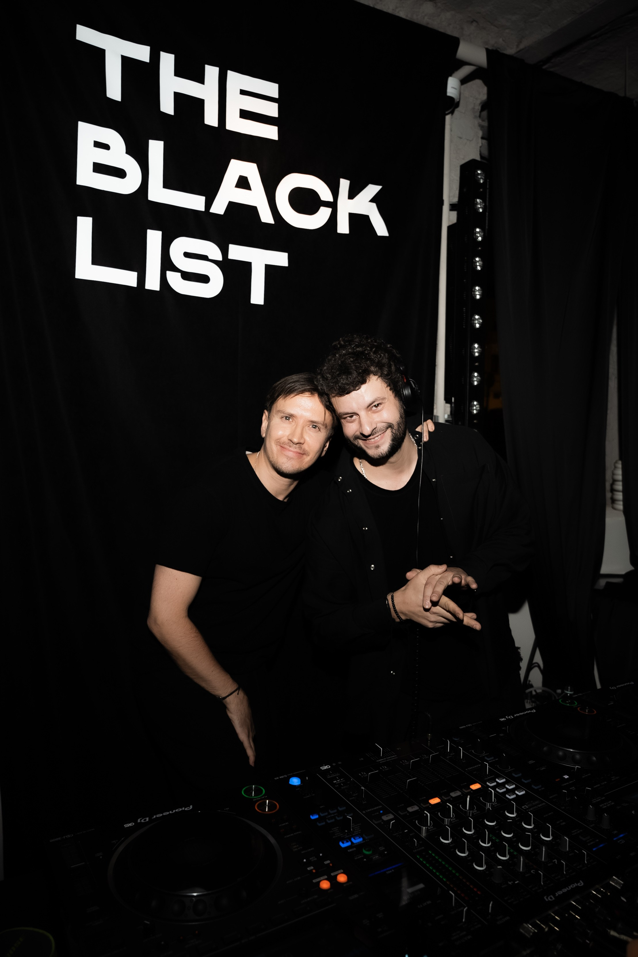 THE BLACK LIST