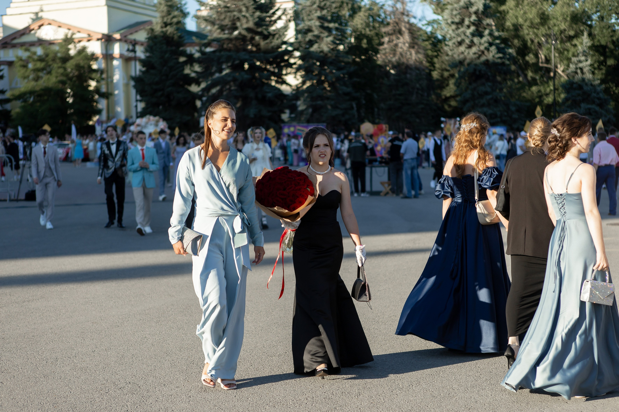 Выпускной Гимназия 12 2024 г. Свадебный и портретный Фотограф в Липецке Дмитрий Котюков