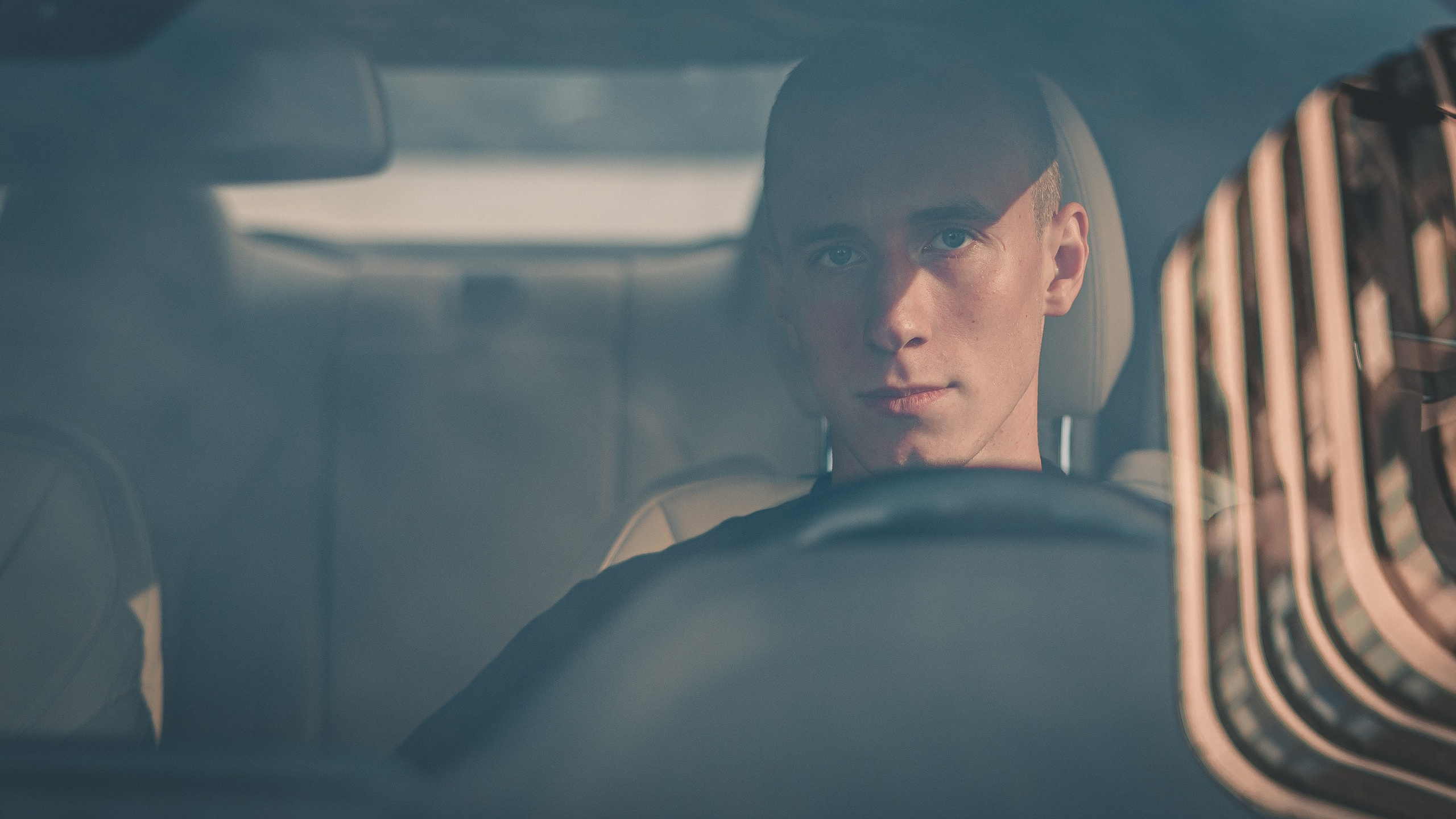 Вячеслав Шкадин — портретная съёмка. Иван Кубик — фотограф и видеограф