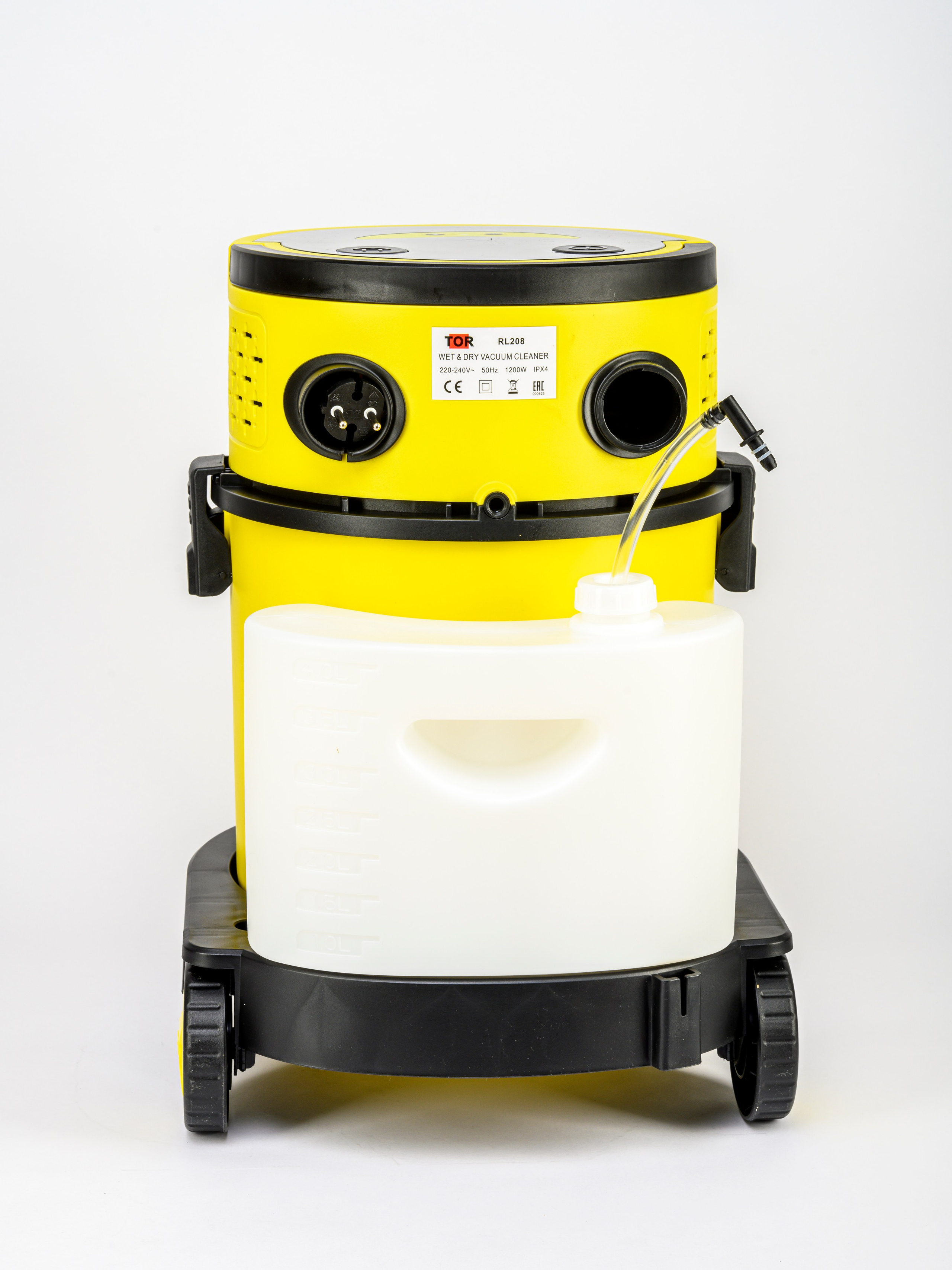 Каталожная съёмка: Снегоуборочная лопата / Пылесос. Фотограф Андрей Зикеев, фотостудия AzArt Studio в Москве