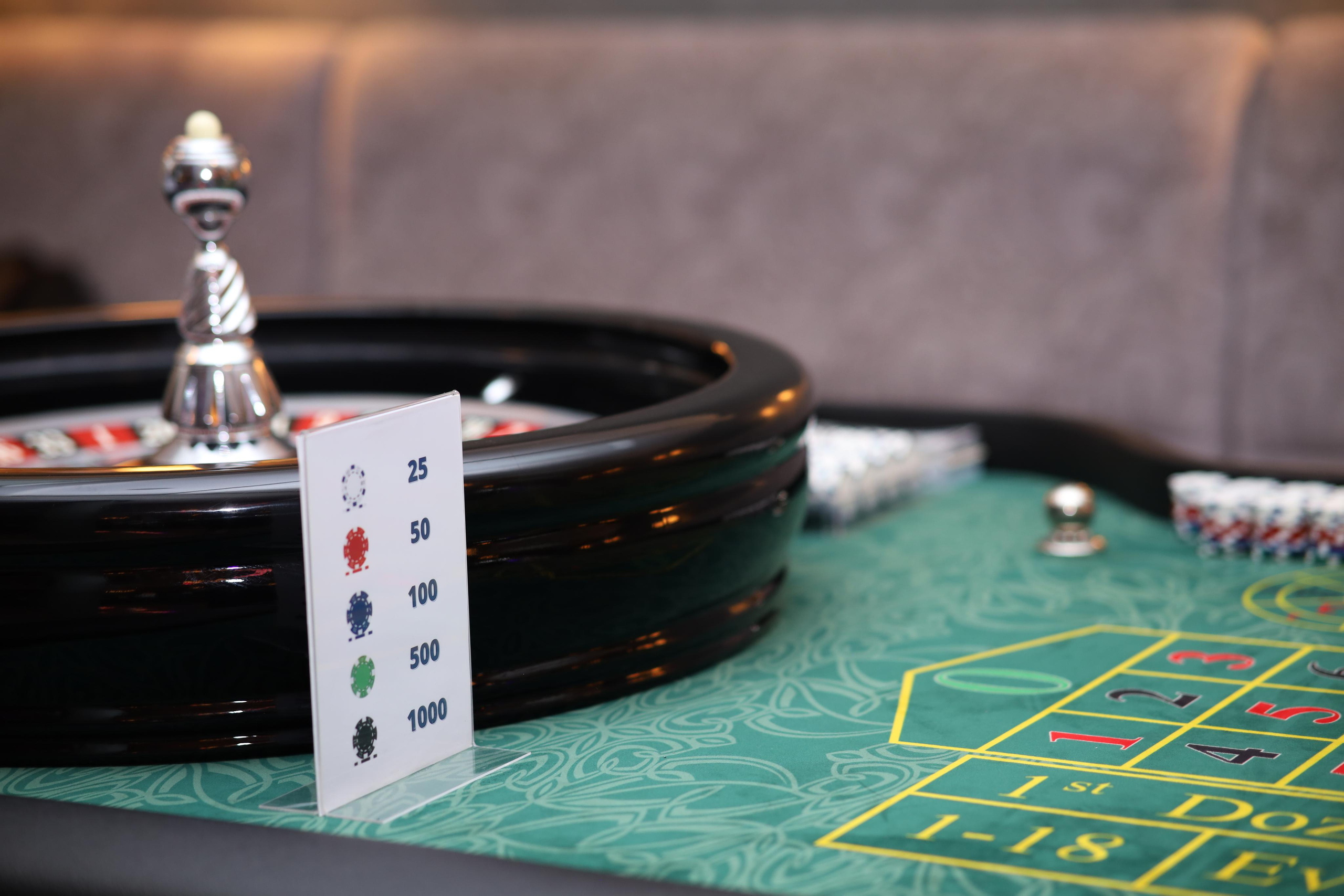 Event — агентство ФиШ корпоратив в стиле «Казино». Фотограф в Туле Аушева Юлия