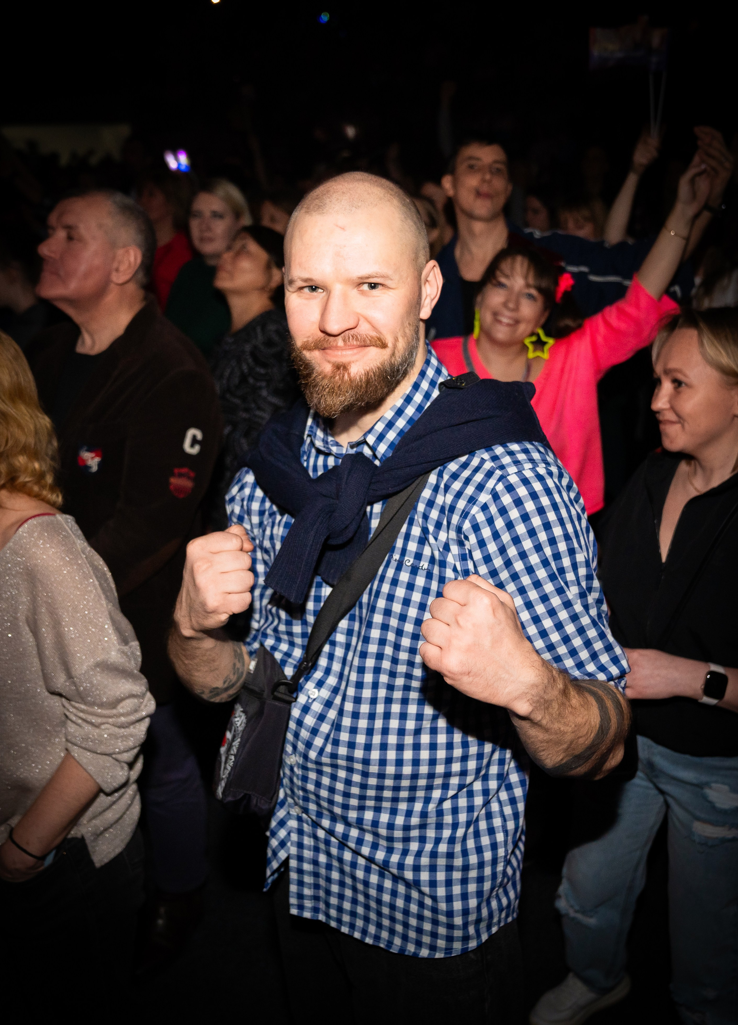 КСК Арена-Концерт Светланы Разиной (Мираж), день рождение компании Ленремонт. Репортажный, street и urban фотограф в Санкт-Петербурге Мальцев Евгений