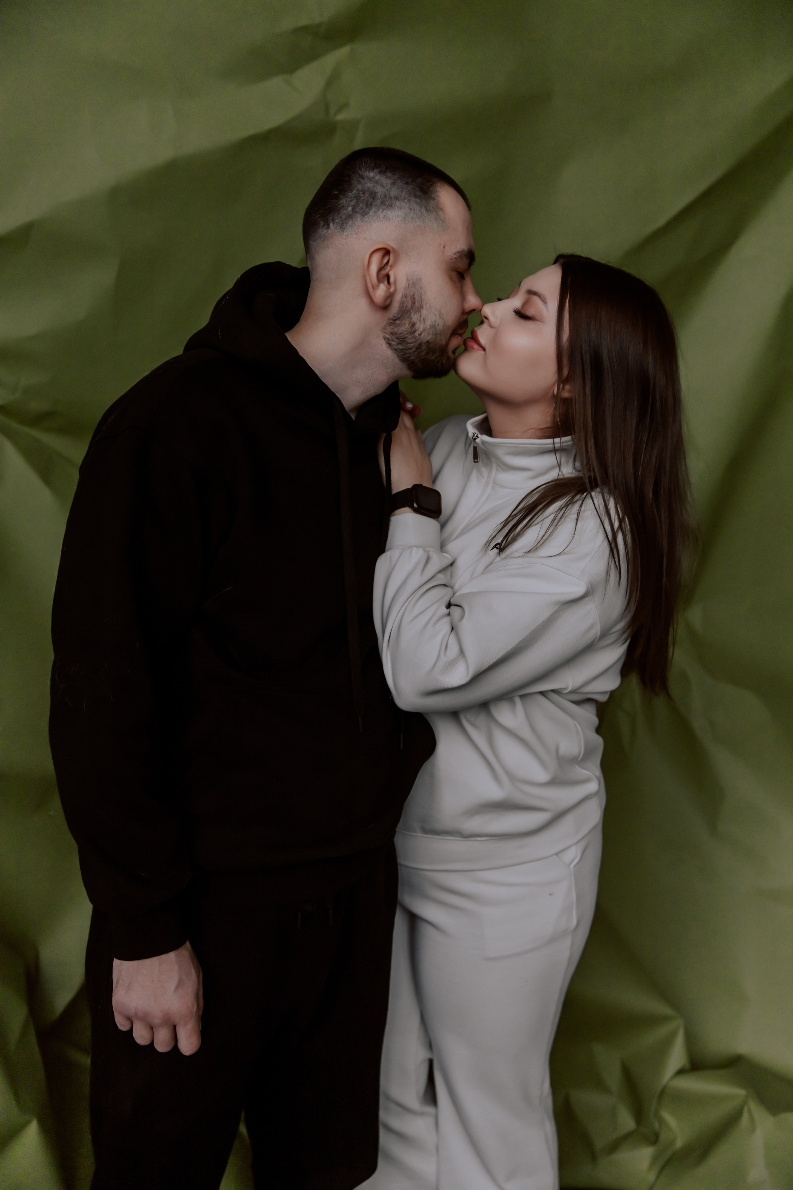 Саша, Илья и песик Кураж. Фотограф, который снимает любовь в Санкт-Петербурге и Череповце