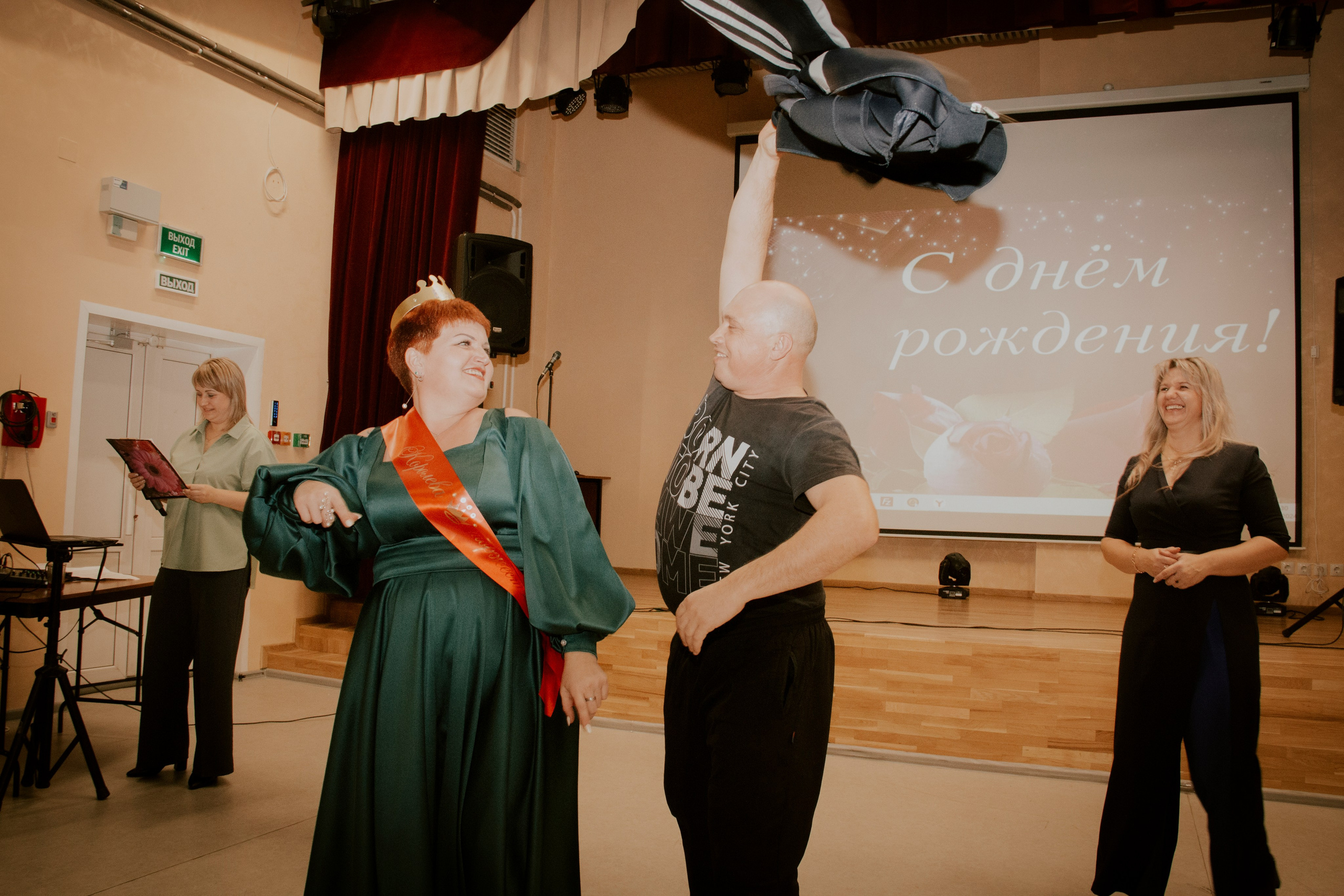 Нина и её 18). ProFoto