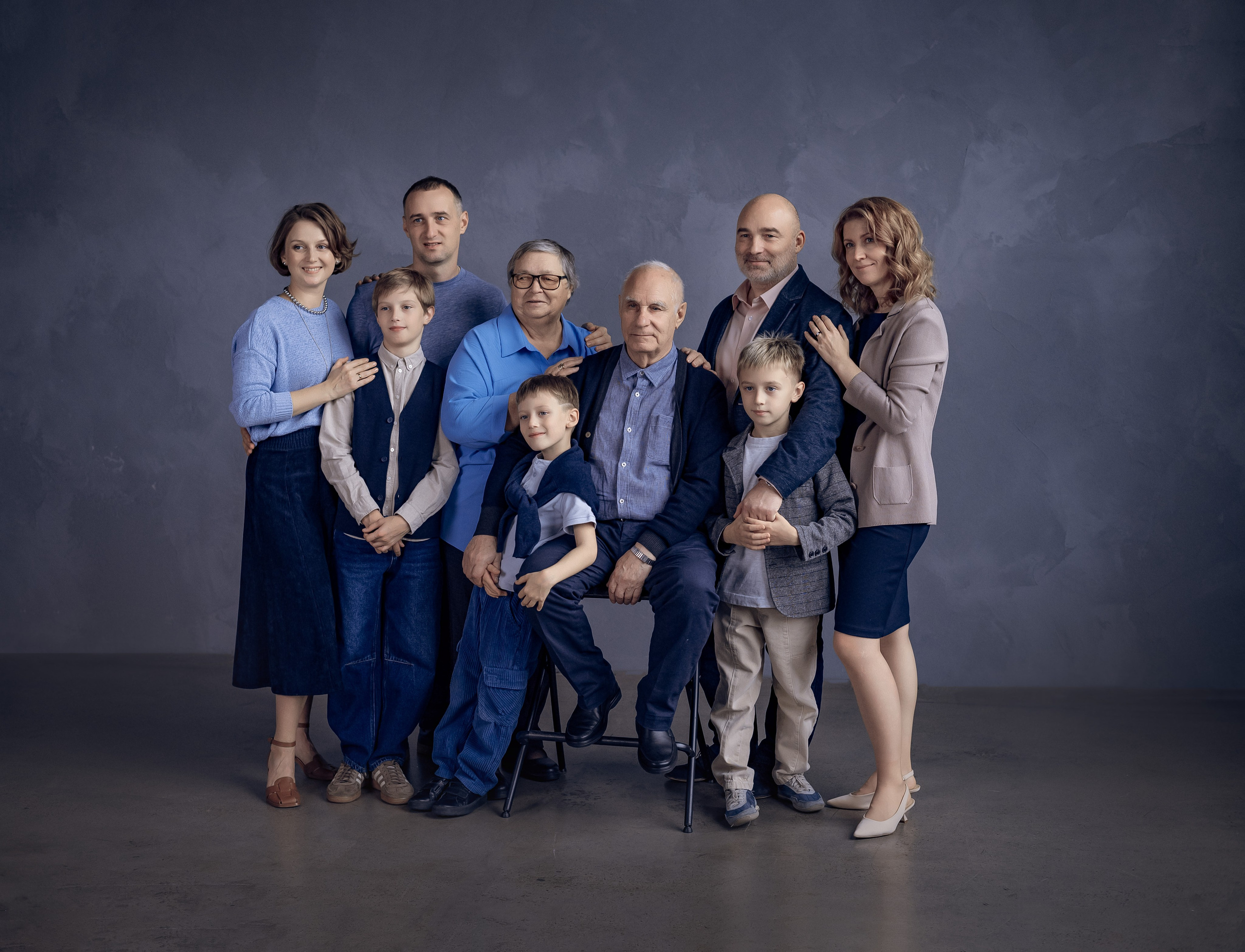 Сьемка поколений. Фотографы крещения/венчания  Красноярск Татьяна и Вячеслав Переваловы