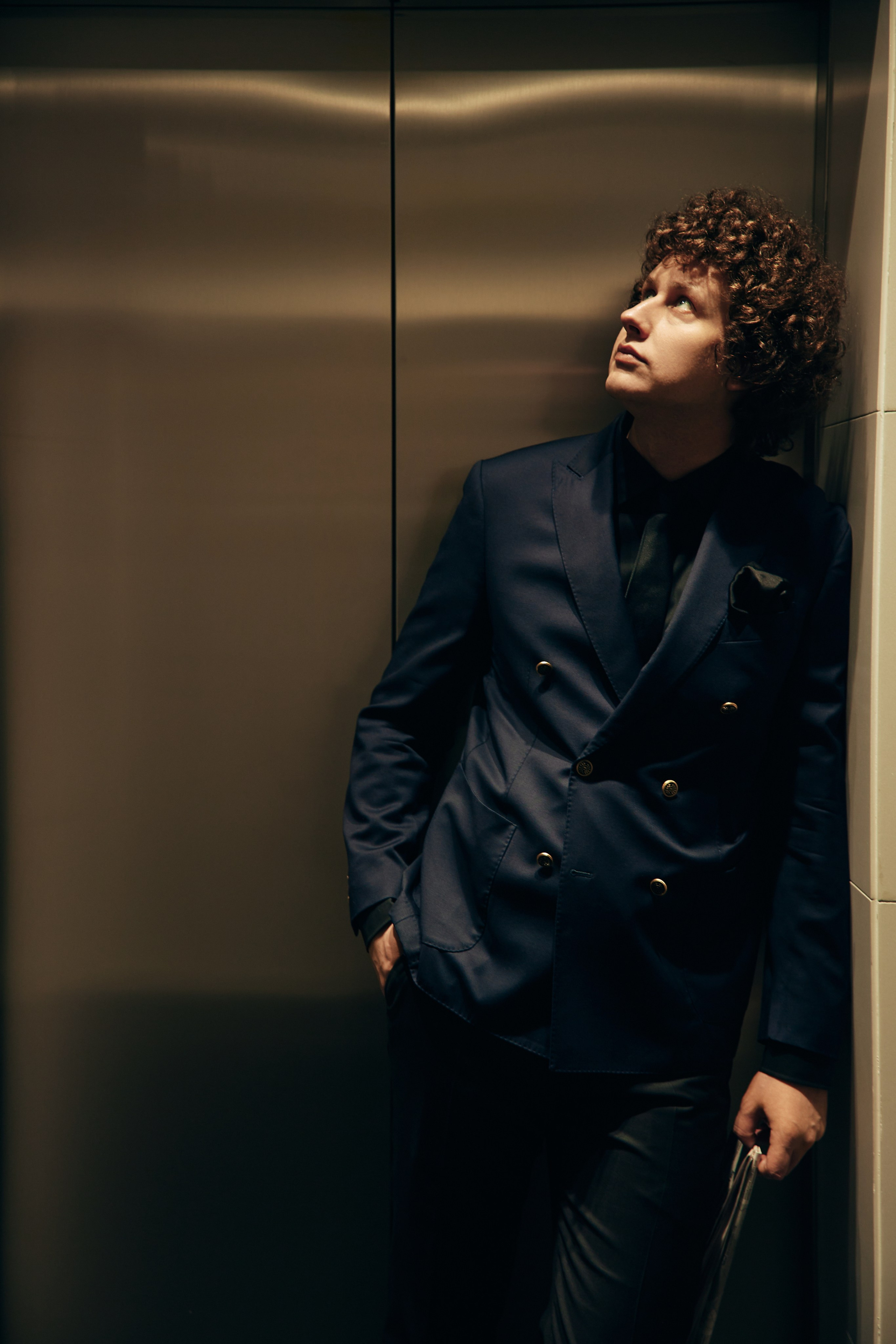 Фотосессия для ведущего Евгения Калашникова: создание стильного визуального контента для личного бренда. Дмитрий Мазуркевич: Профессиональный Репортажный Фотограф