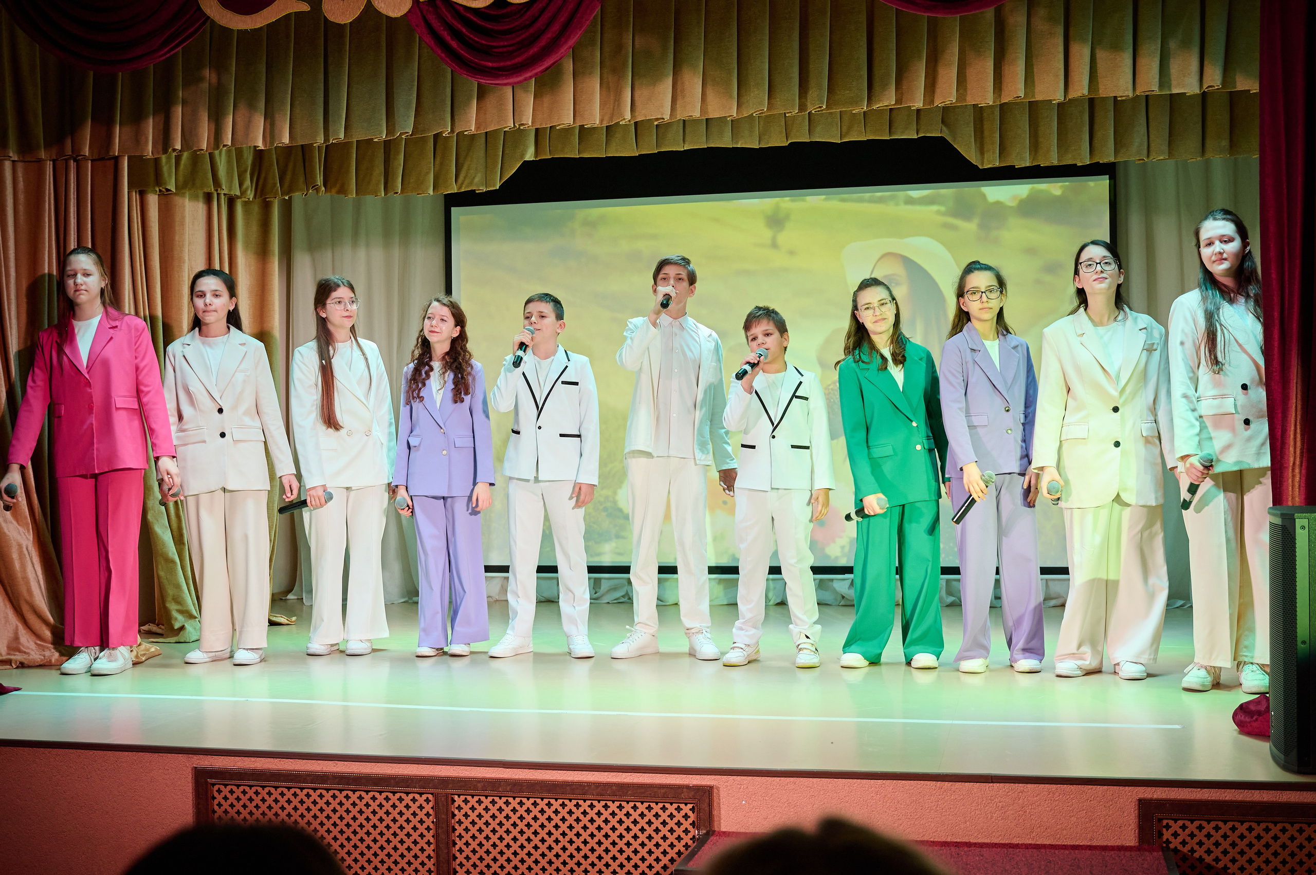 8 марта в Виноградном. Жизнь курорта Кабардинка в фотографиях