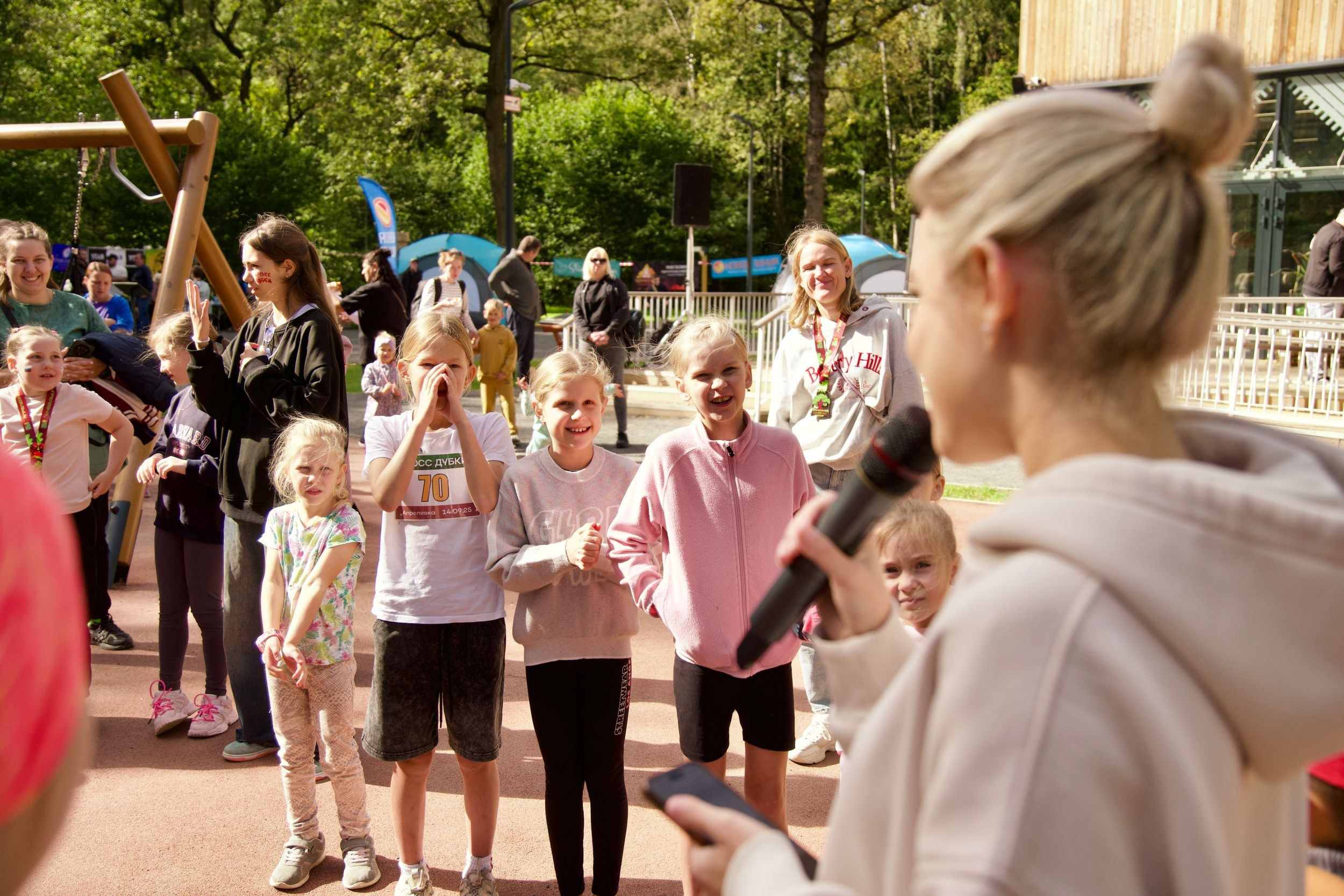 Забег в парке «Дубки». Кафе «БЕЛКА НАШЕПТАЛА». Ну оооочень концептуальное кафе