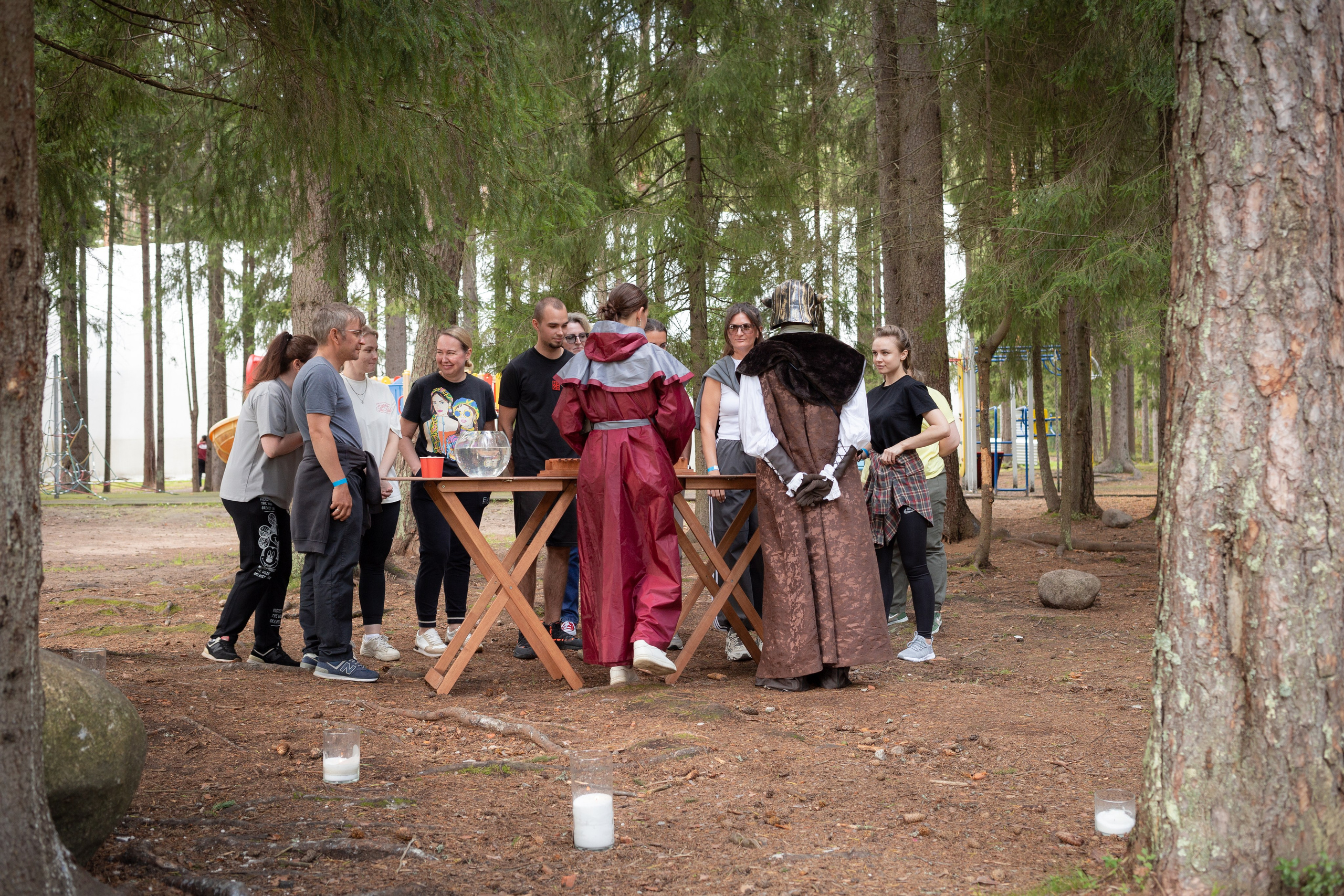 Фотосъемка Форт Боярд в СПБ, репортаж про корпоратив в стиле игры. Портретные фотосессии, контент-съемки, репортаж