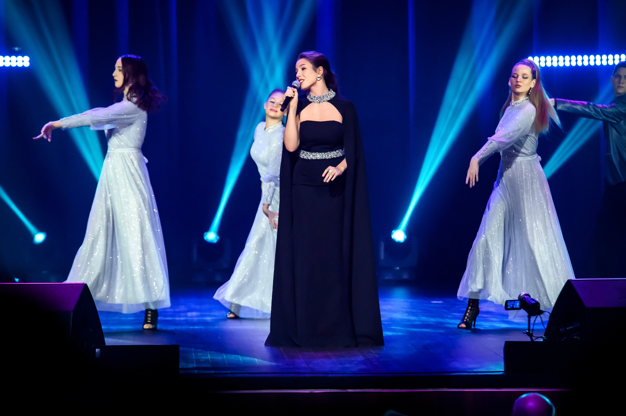 Лариса Рубальская — КЗ «Москва», Остров мечты. Бренд-фотограф для экспертов и блогеров в Москве Влада Горбовская