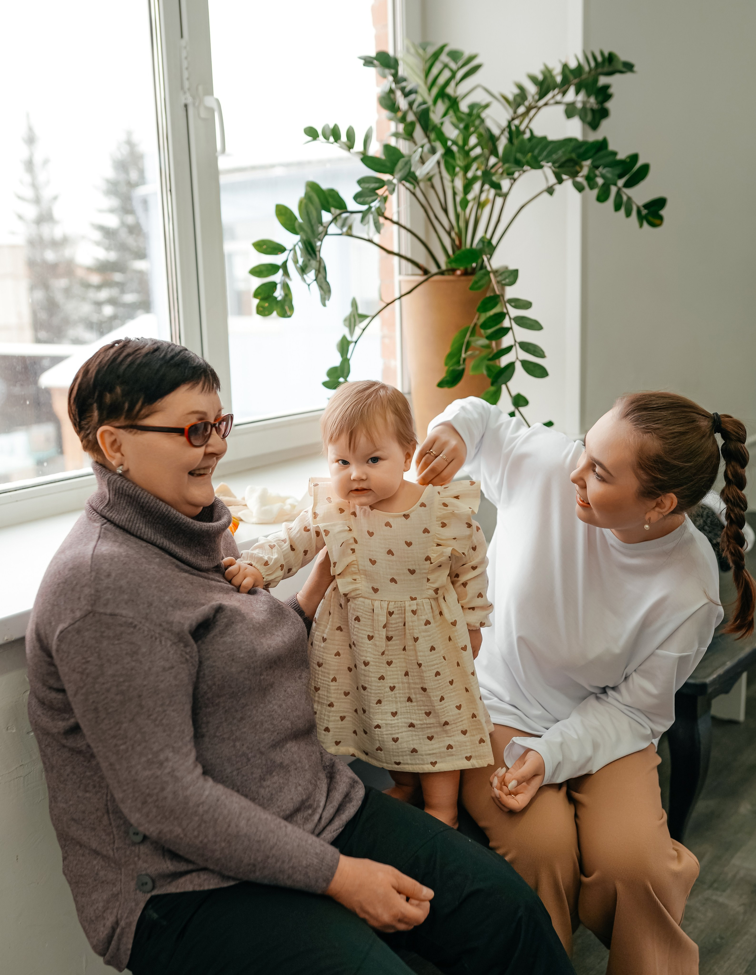 Семейная новогодняя фотосъемка в студии. Фотограф Ким Наталья в Красноярске