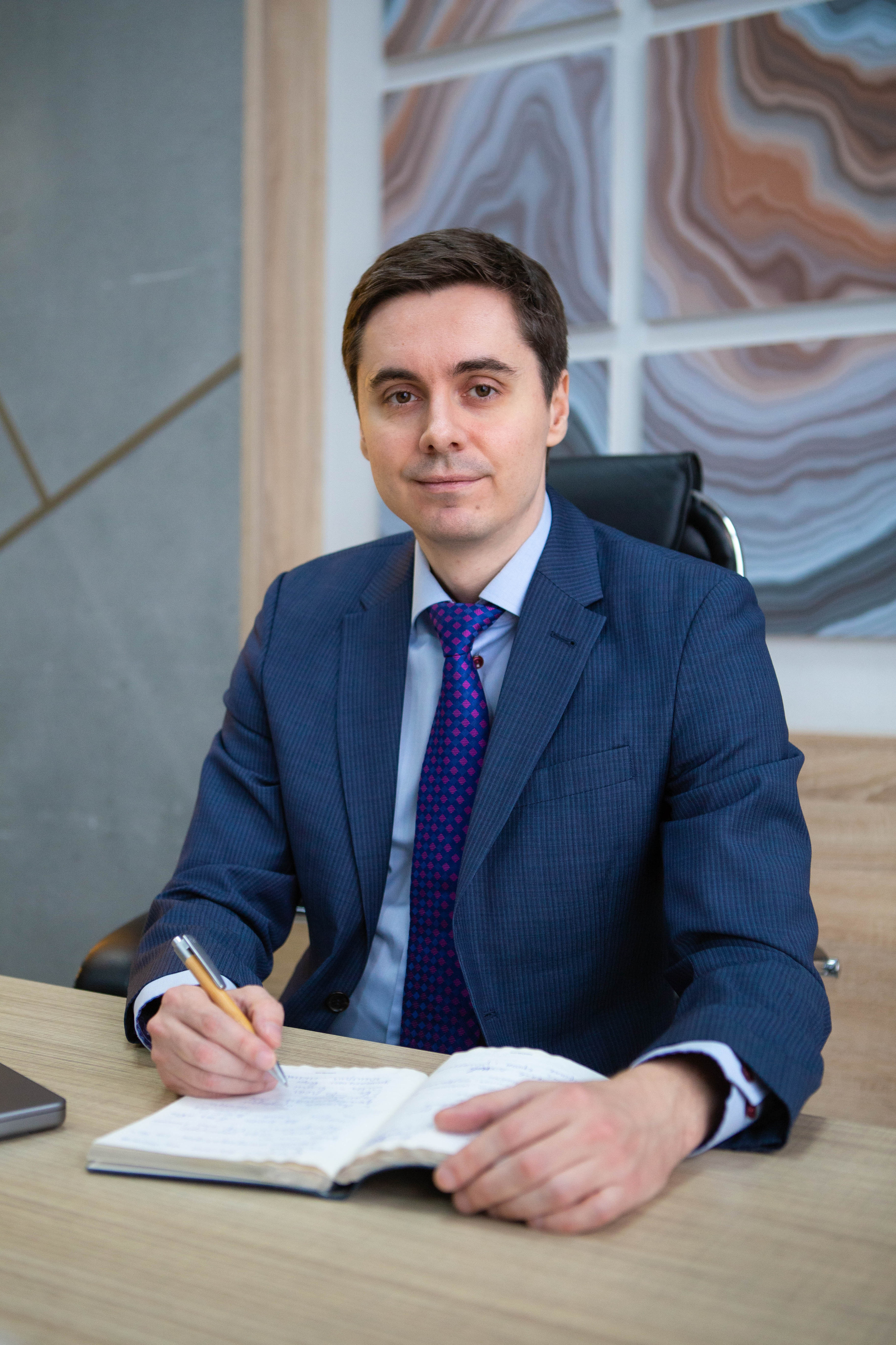 BUSINESS PORTRAIT | DENIS. Фотограф Абакумова Анастасия