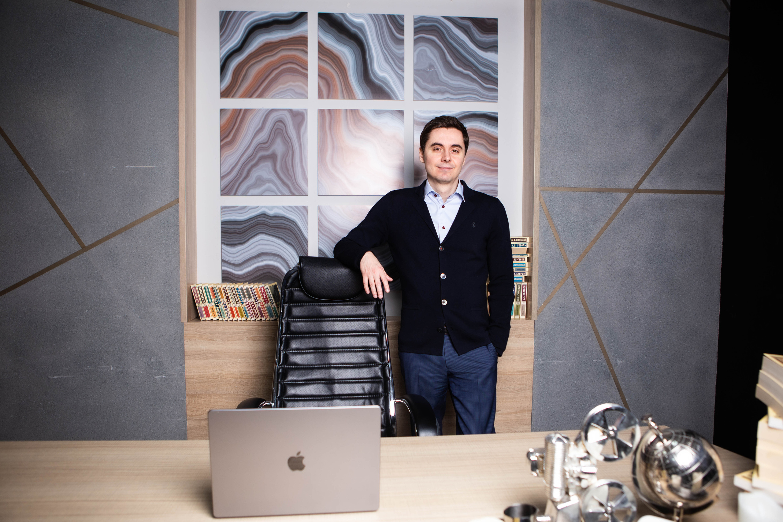 BUSINESS PORTRAIT | DENIS. Фотограф Абакумова Анастасия