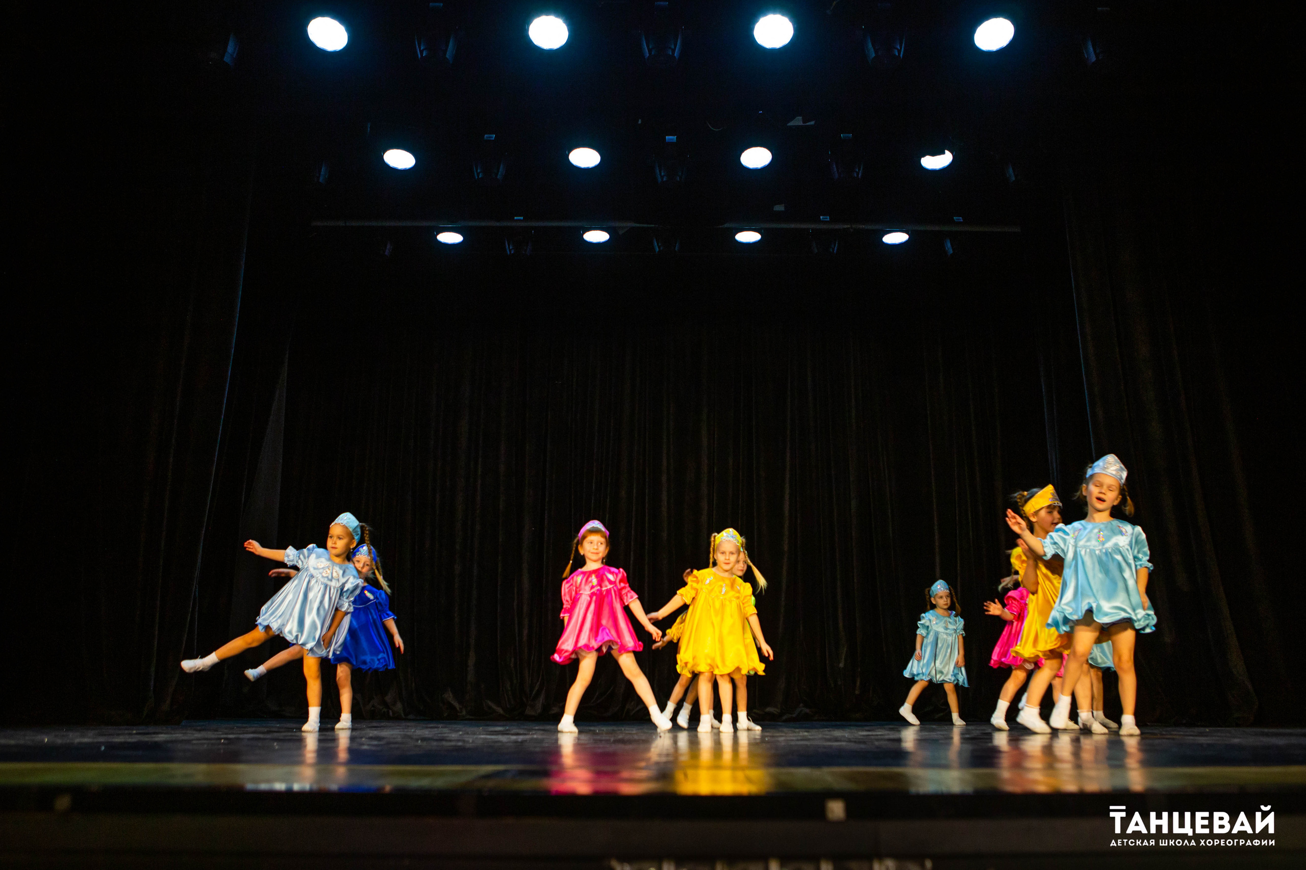 Концерт | Школа танцев «Танцевай». Фотограф Абакумова Анастасия
