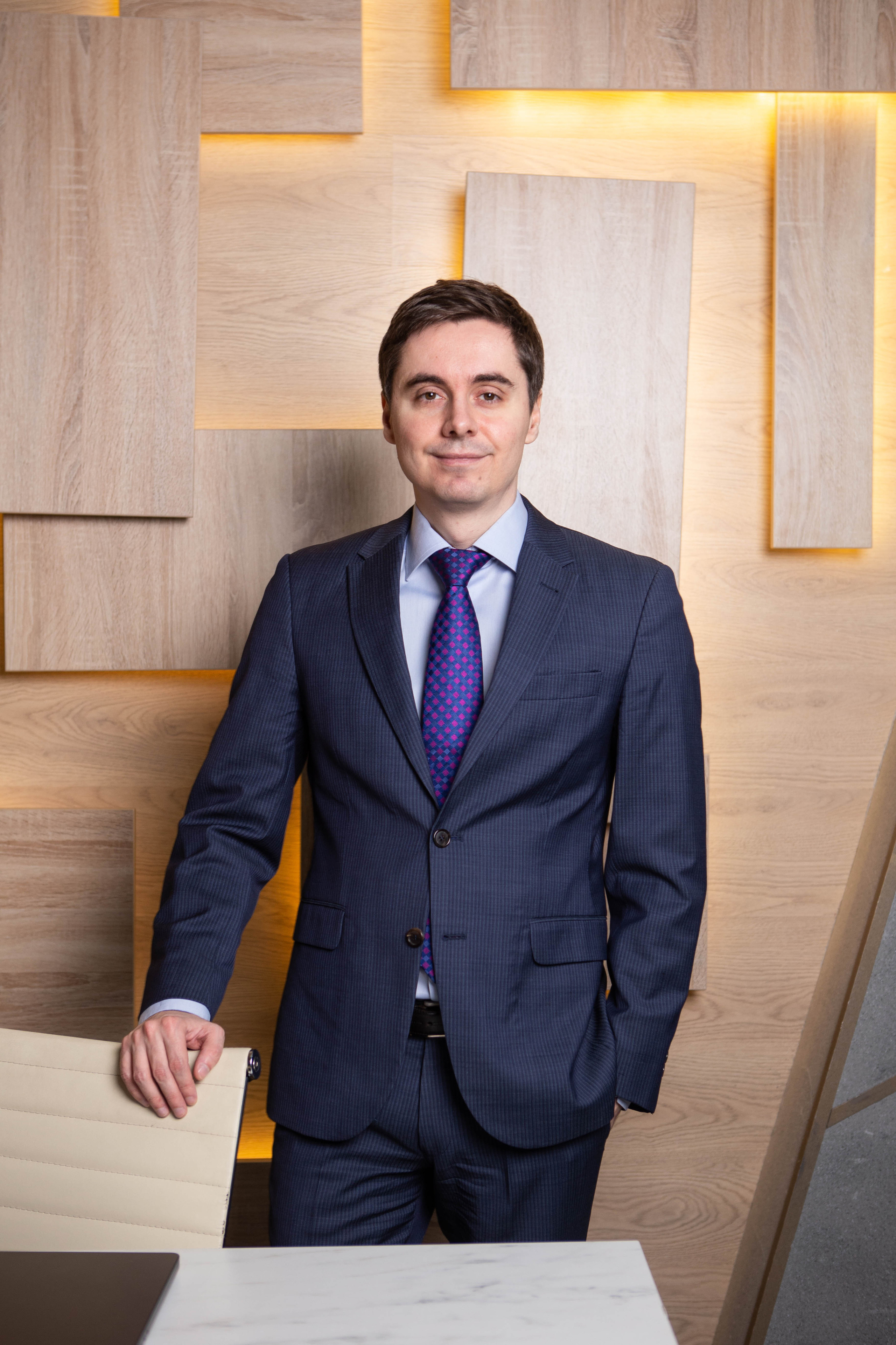 BUSINESS PORTRAIT | DENIS. Фотограф Абакумова Анастасия