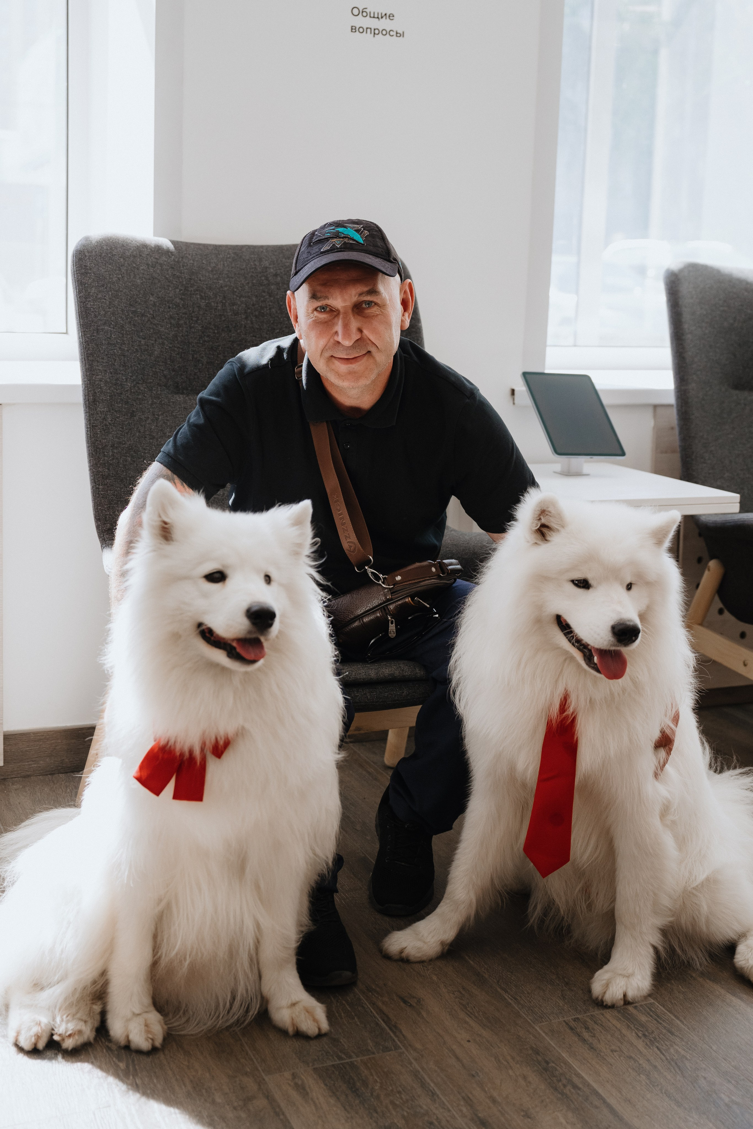 Альфа банк Карла Маркса 55. Фотограф Кристина Тумаева. Самоед Новосибирск