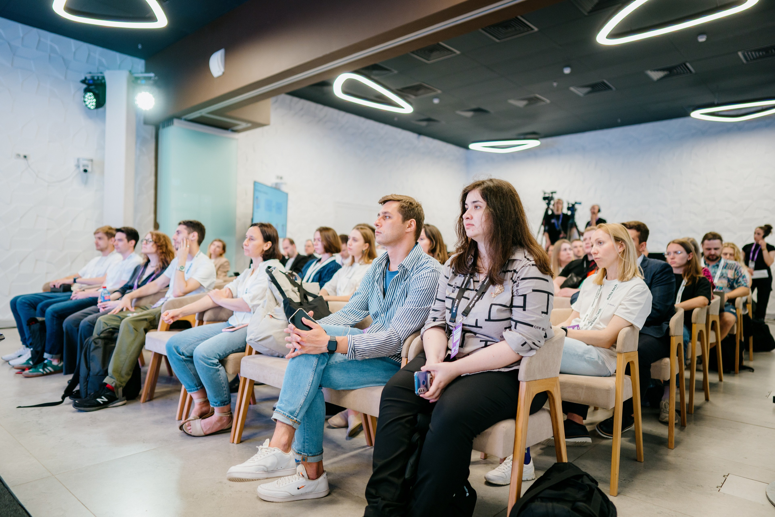 Aha! — 6 июня 2024. Фотобанк Матемаркетинг