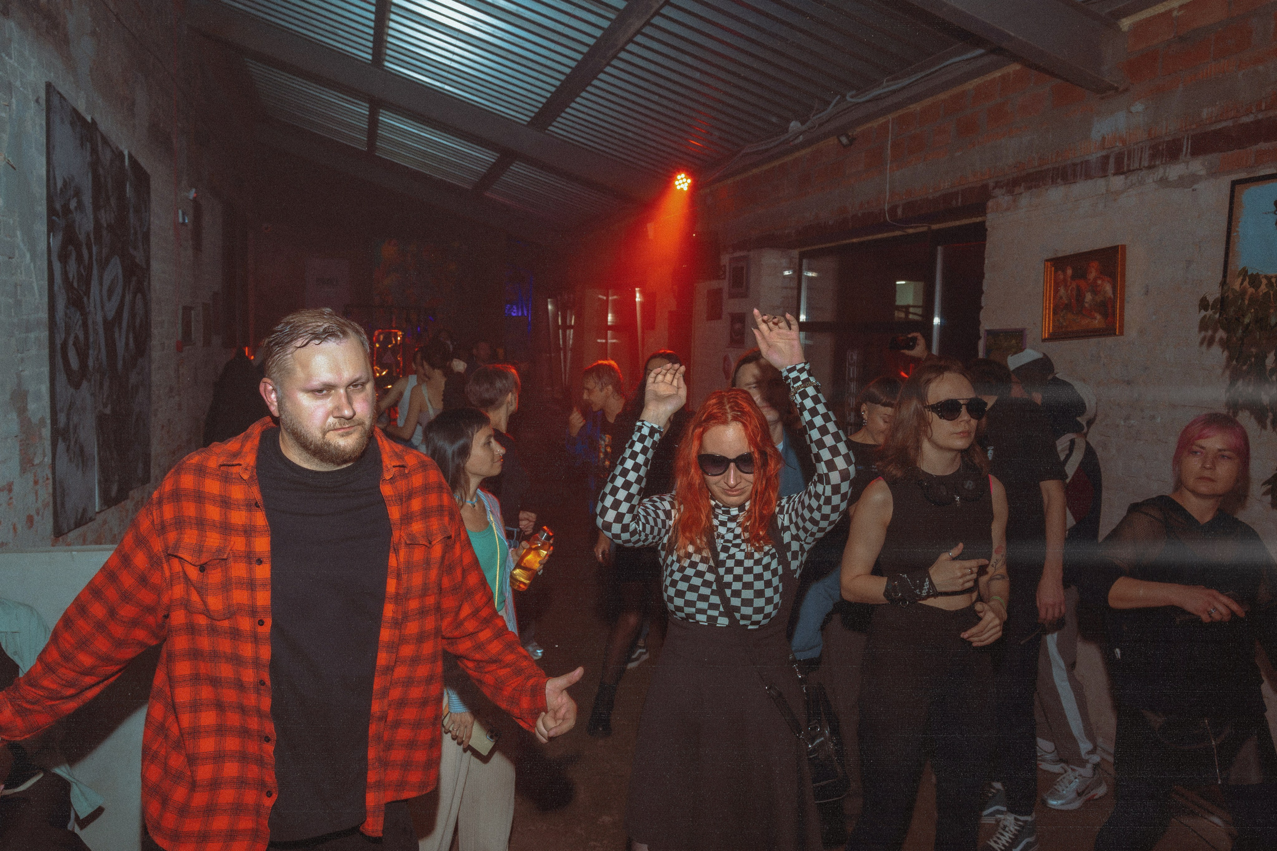 Вечеринка в баре «Бетон» 20.09.2025 год. Фотограф Евгений Егоров