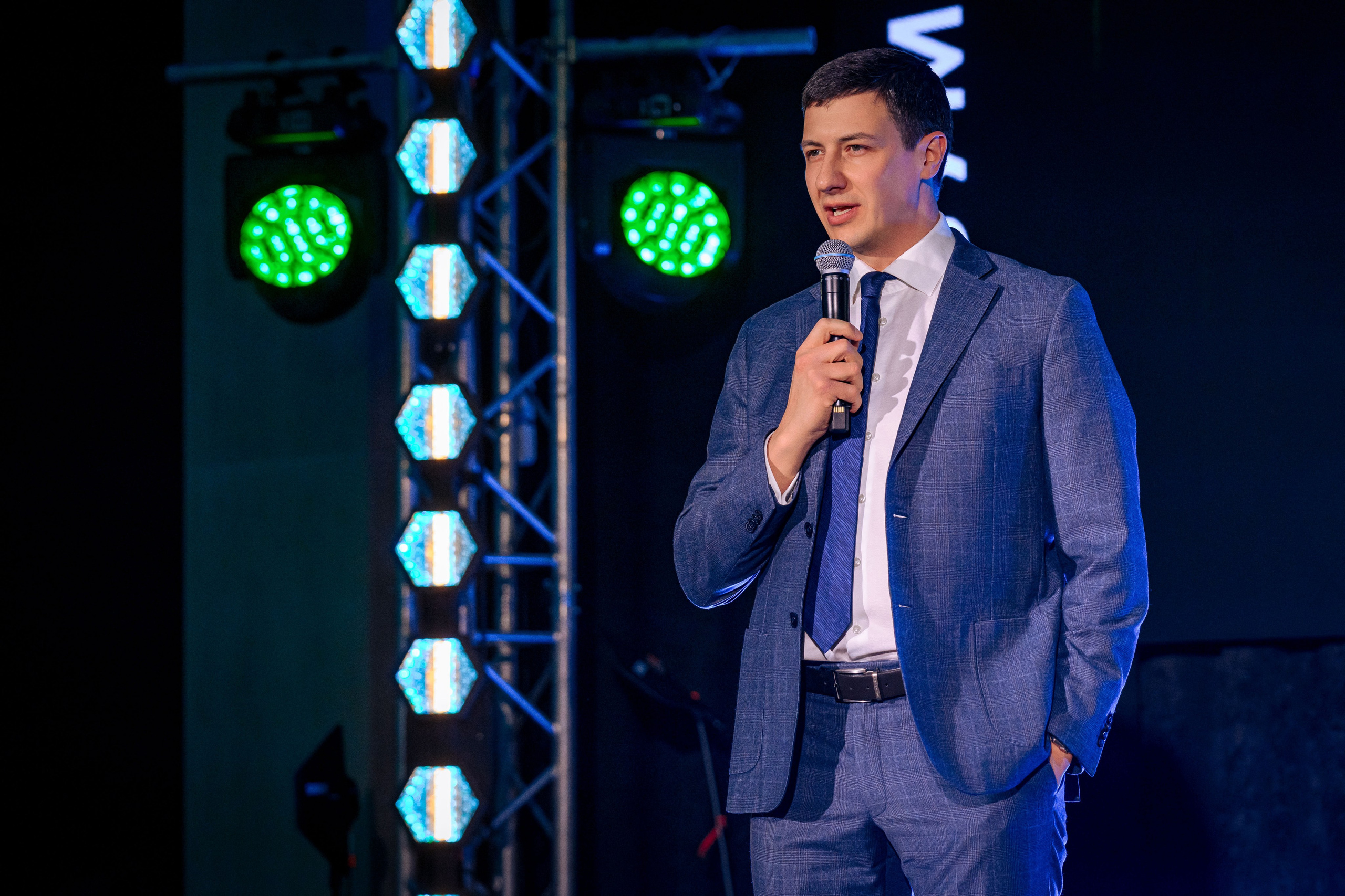 РАЗУМ. Максим Комаров — Профессиональный фотограф